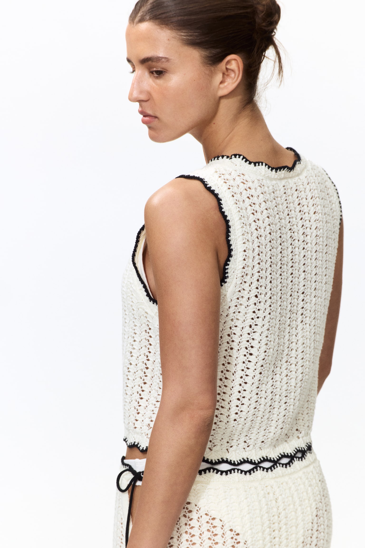 Crochet-look beach top - White/Dark brown - 6