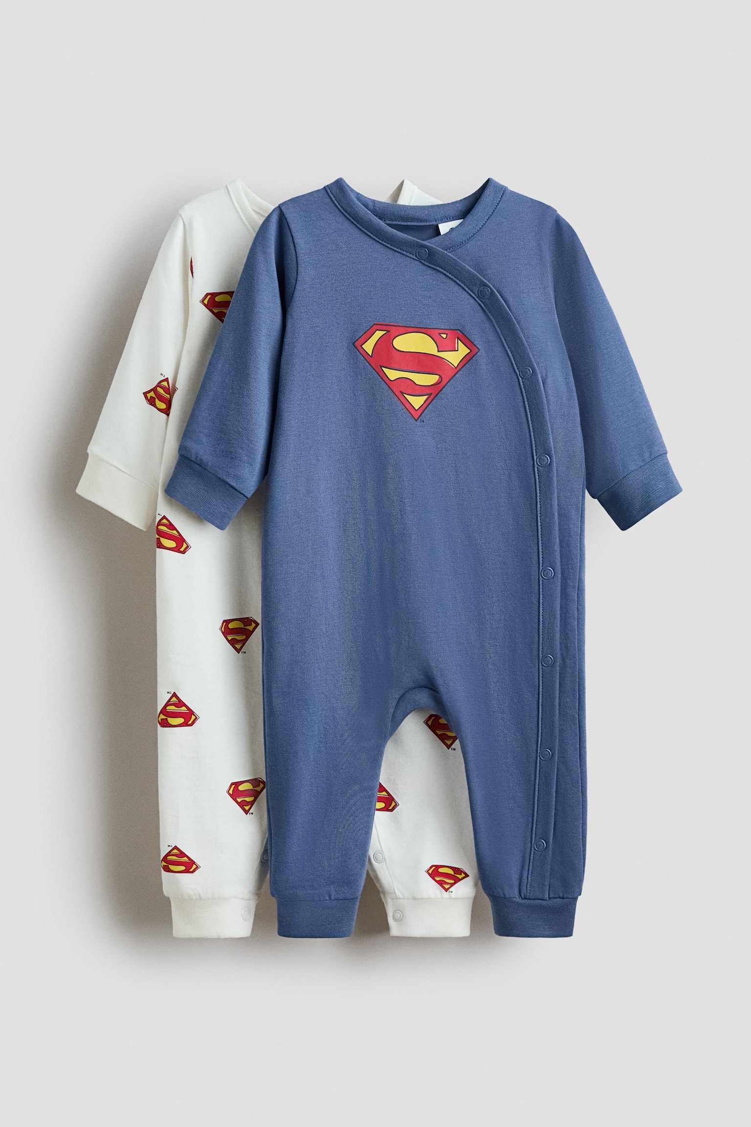 カバーオールパジャマ 2着セット - ダスティブルー／スーパーマン/ブルー／ミッキーマウス/レッド／ミニーマウス/ライトターコイズ／ミッキーマウス/ライトダスティピンク／バンビ/ターコイズ／ライオン・キング/パウダーピンク／ミニーマウス