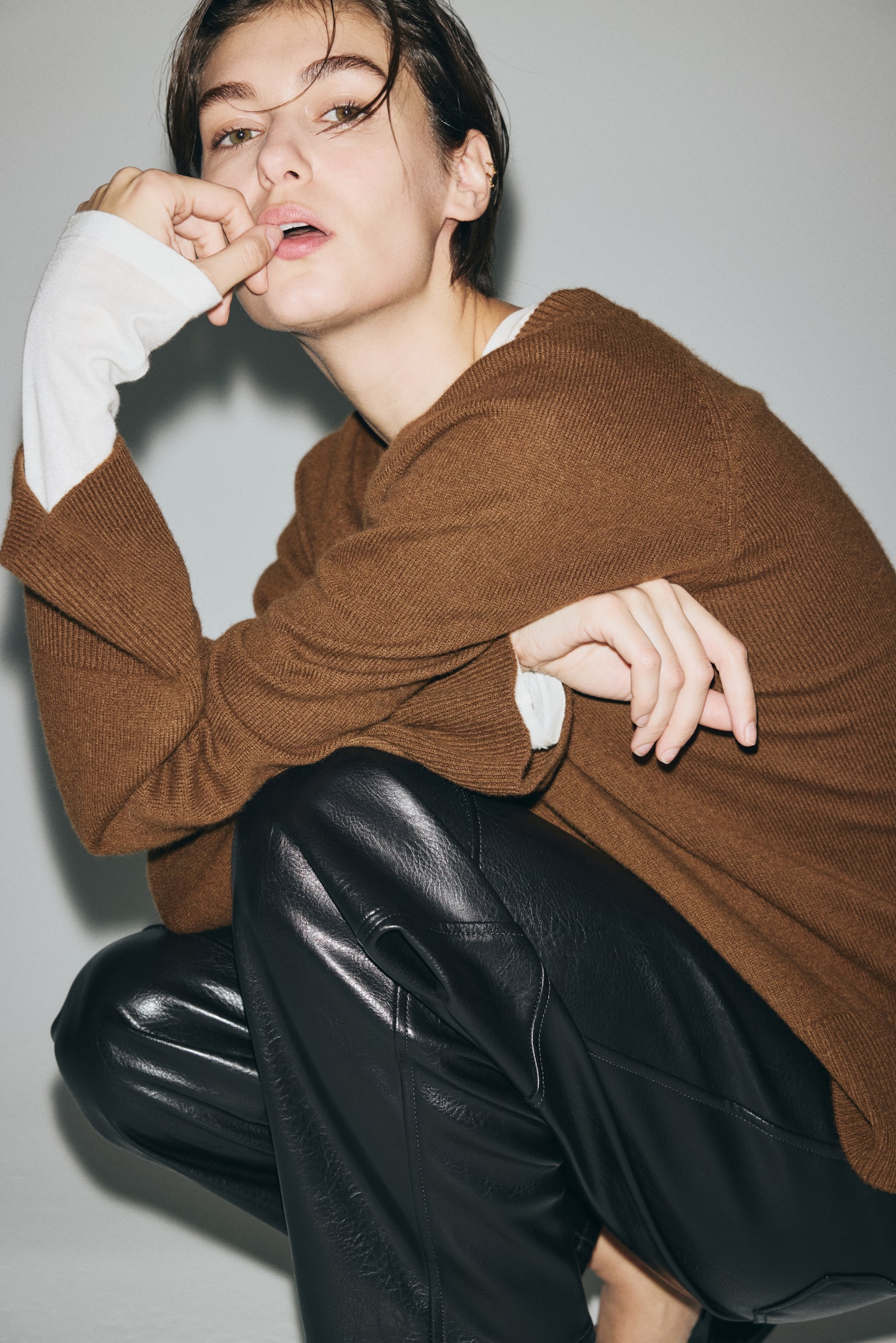 Oversized wool jumper - Brown/Bright red/Brown - 3