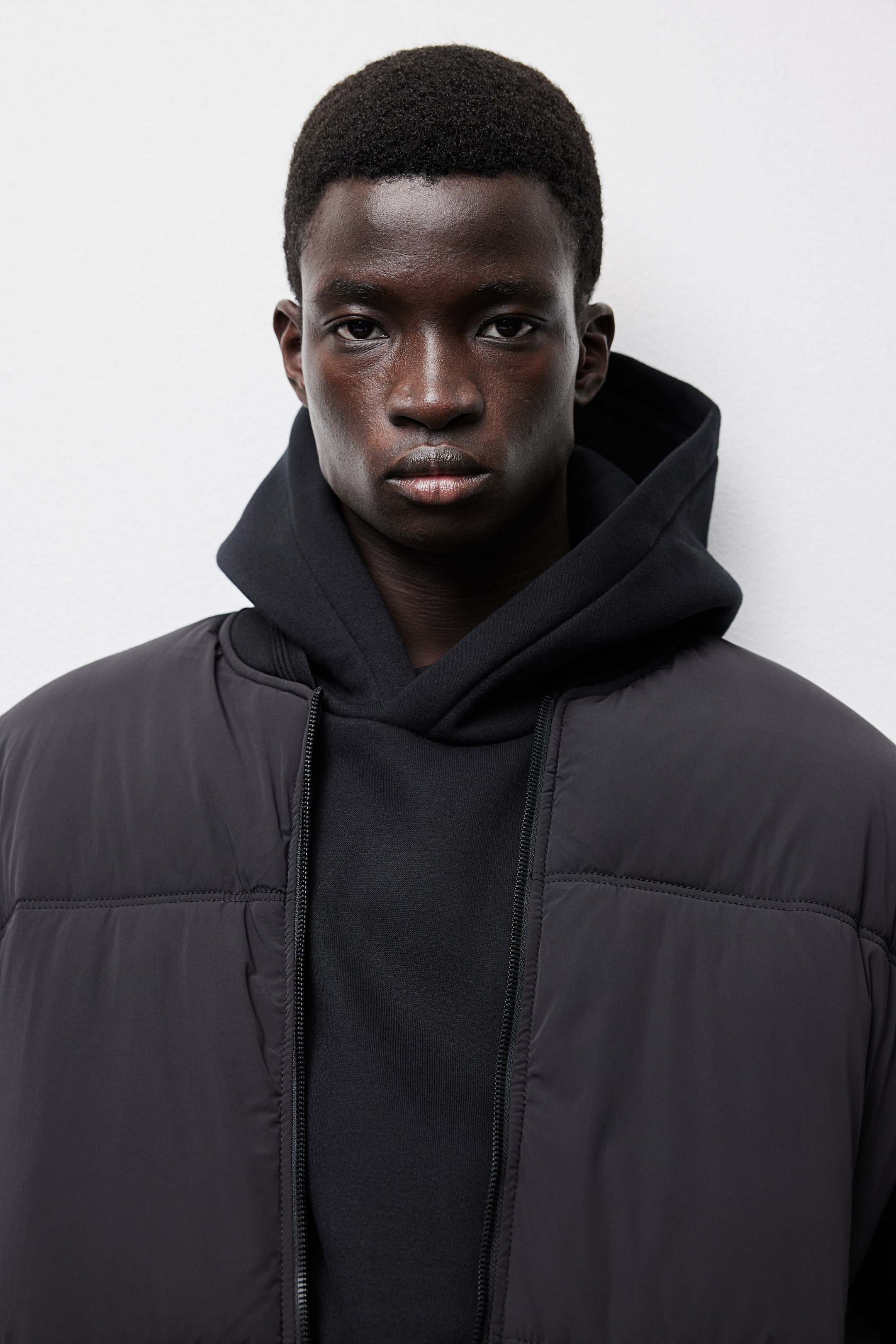 Loose Fit Padded bomber jacket - Black - Men | H&M GB 3