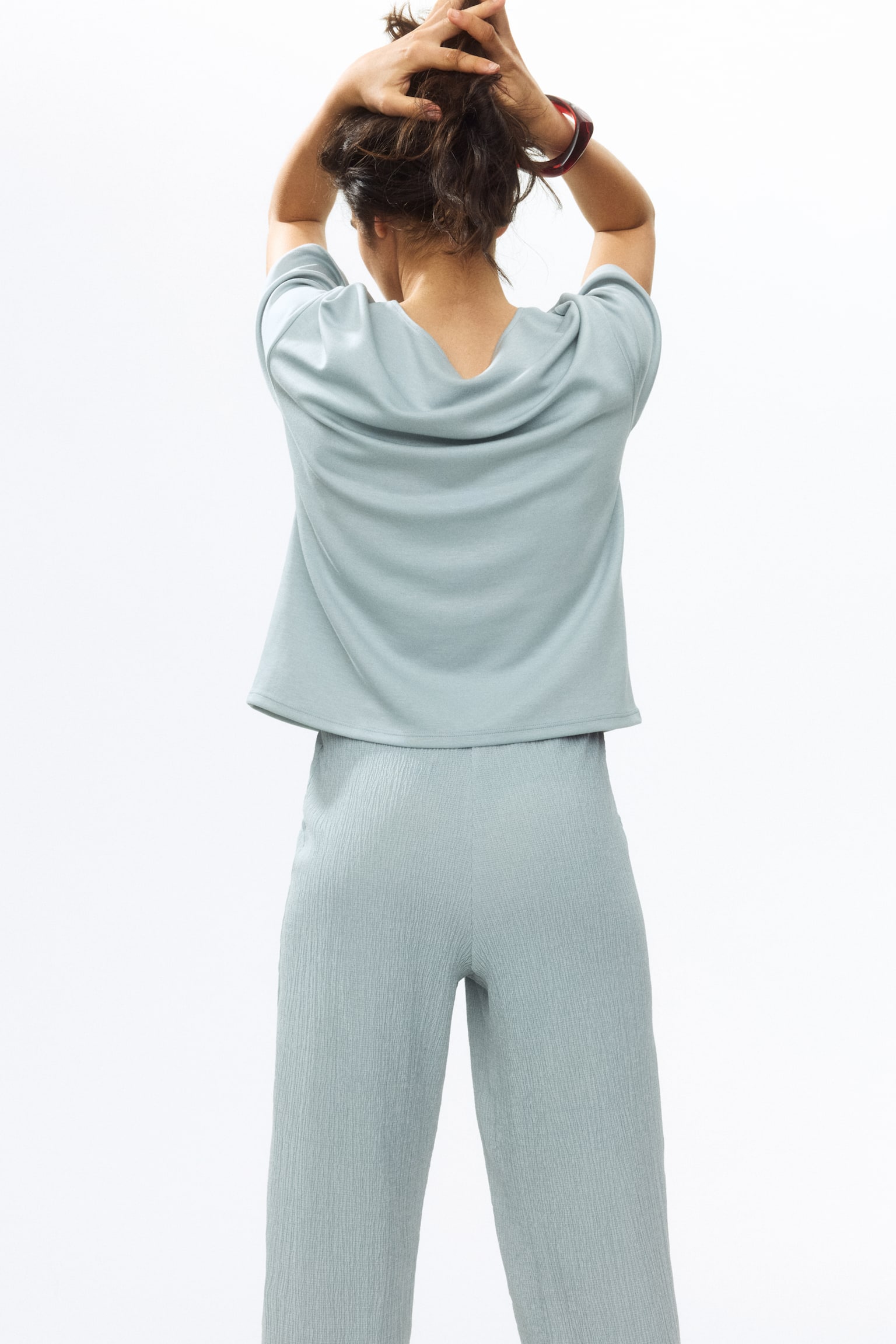 Женские брюки H&M Straight Crinkled, цвет: Светлый бирюзовый — фото 4
