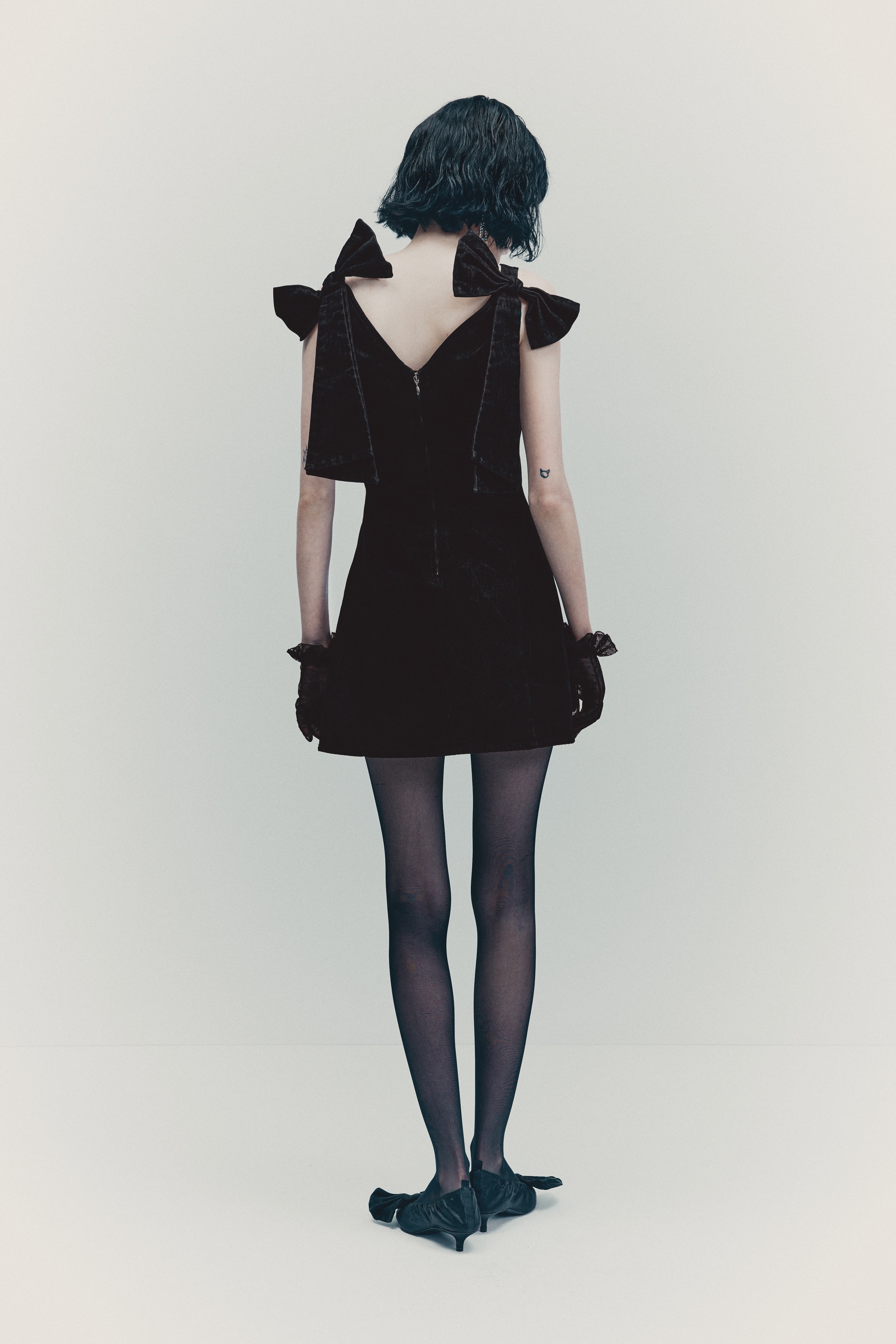 Bow-detail mini dress