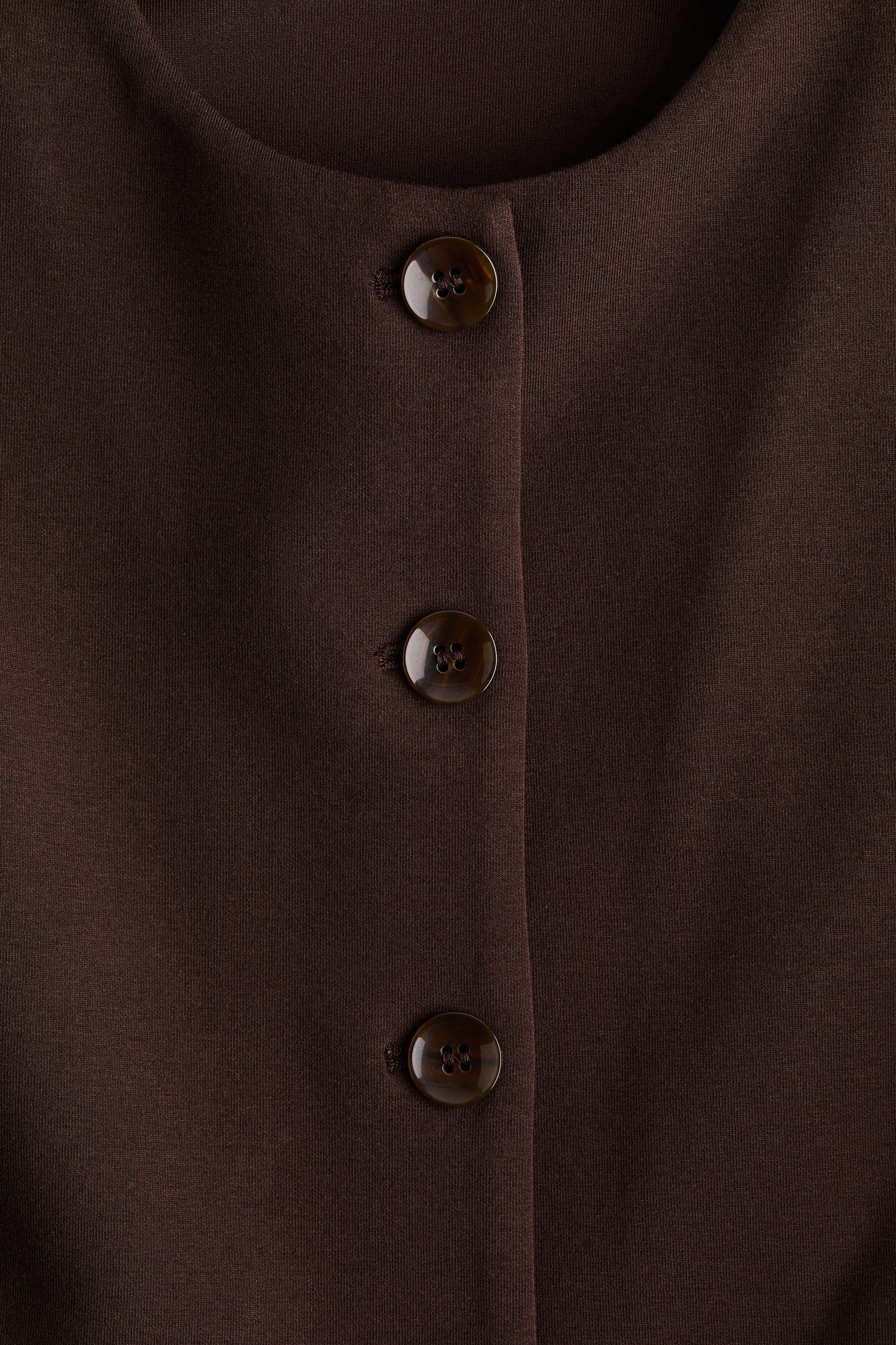 Collarless scuba blazer