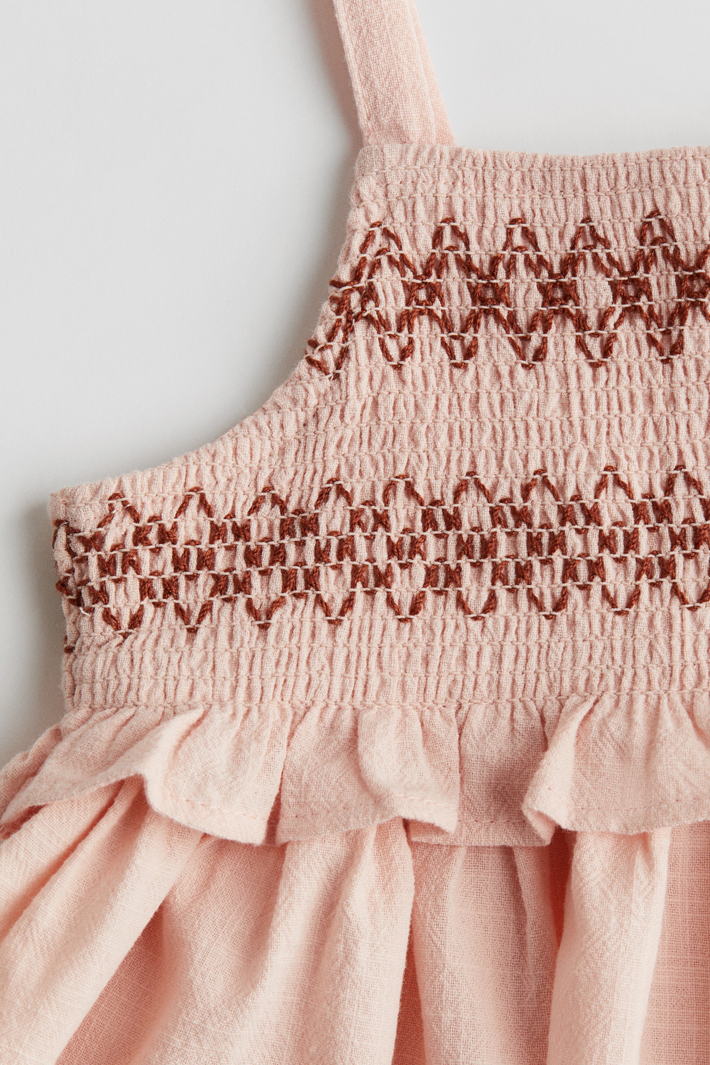 h&m pink smocked dress Women's Light pink Smocked maxi dress