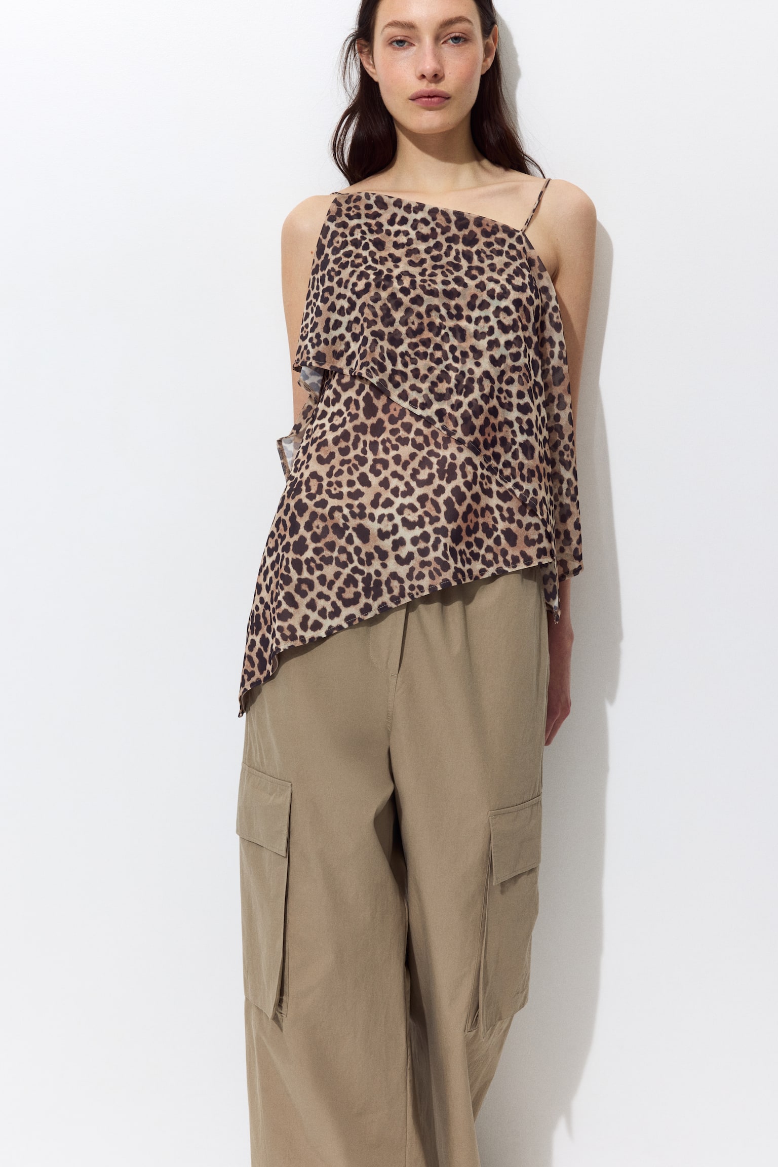 Asymmetric mesh top - 4