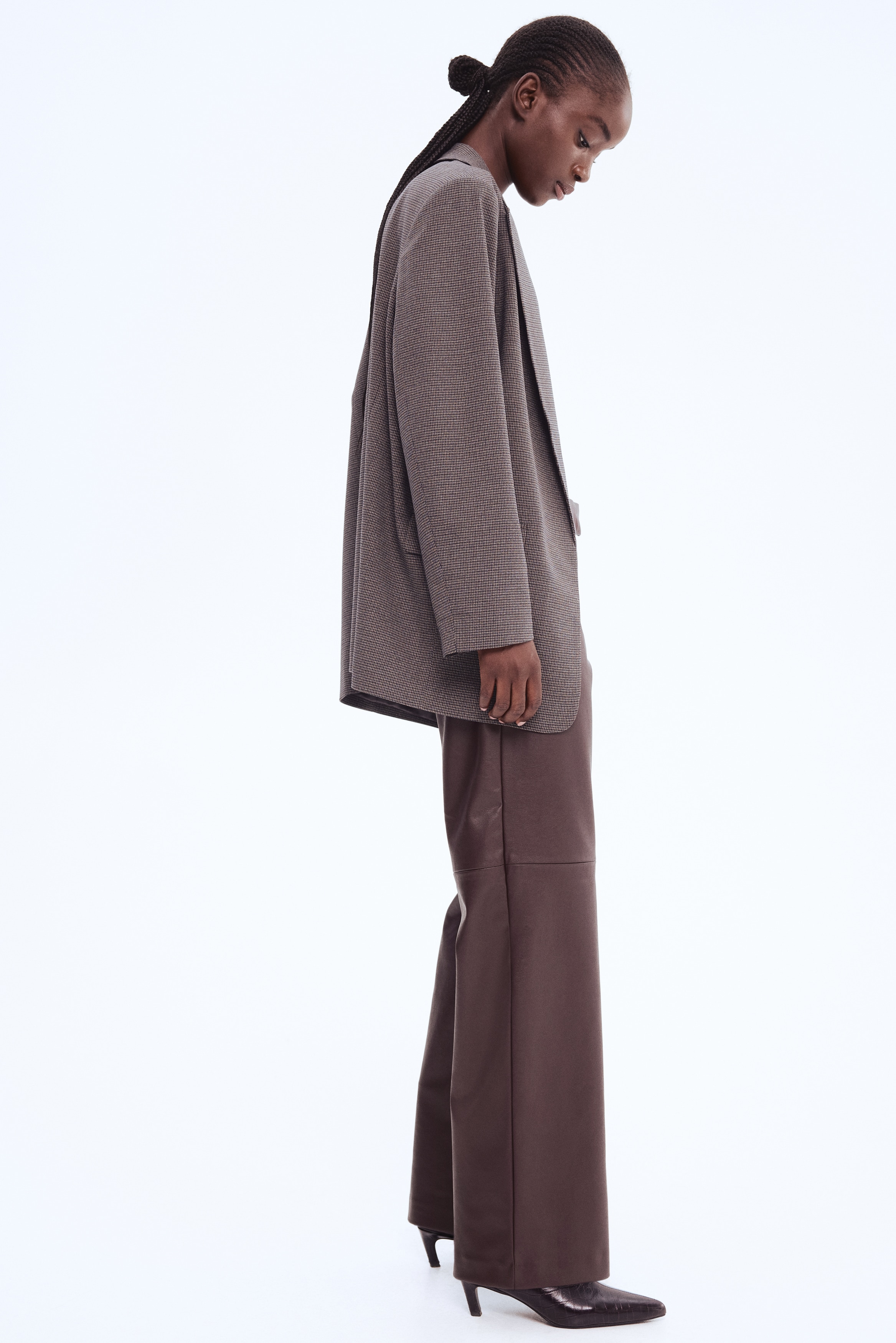 Straight-leg coated trousers