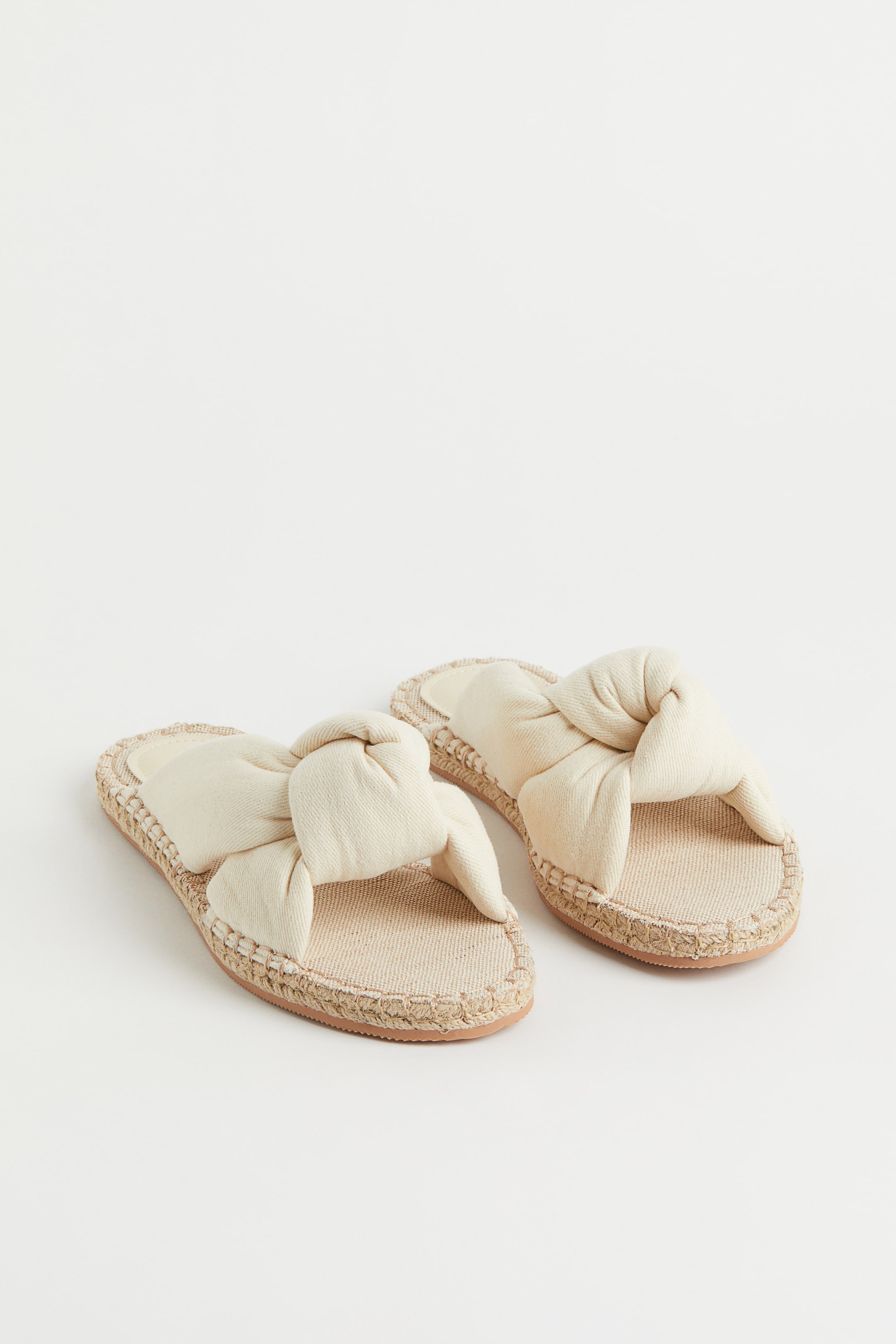 Knot-detail sandals - No heel - Cream - Ladies | H&M GB