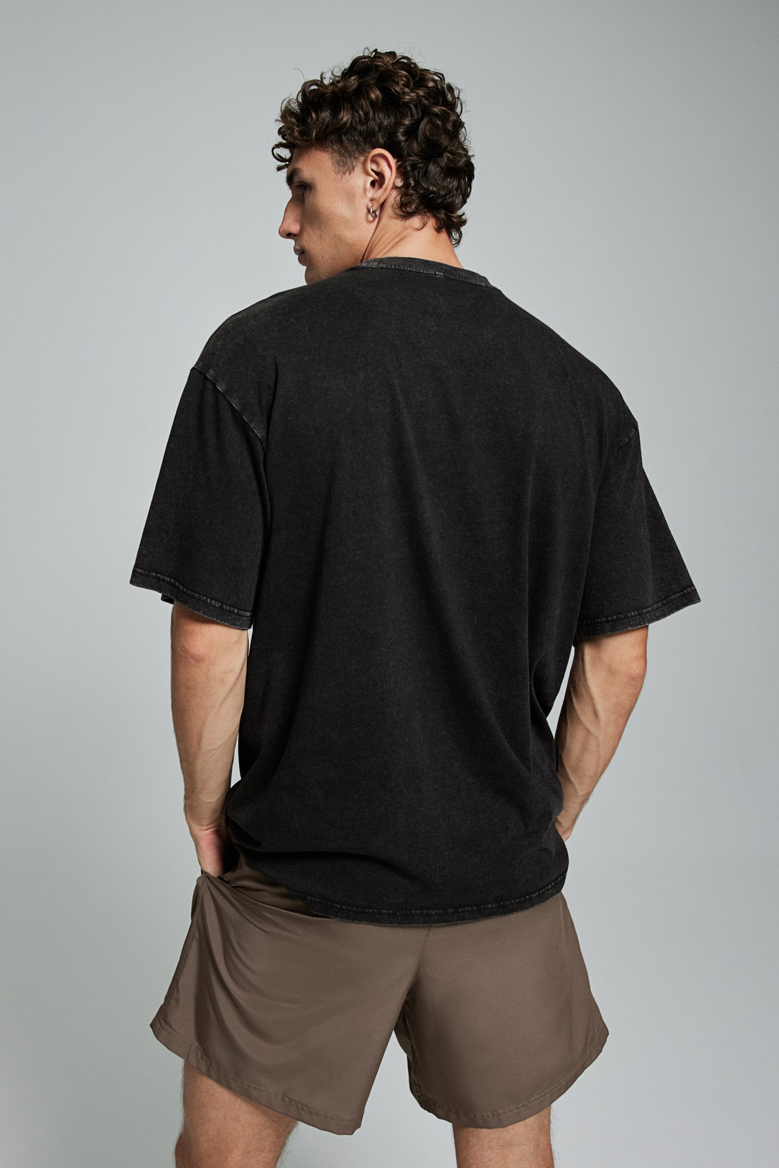 Loose Fit Sports top in DryMove™ - Black/Beige - 4