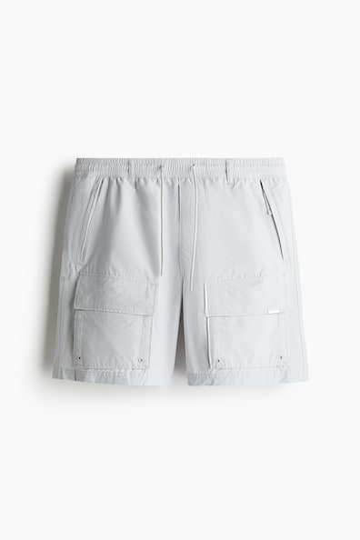 カーゴショートパンツ