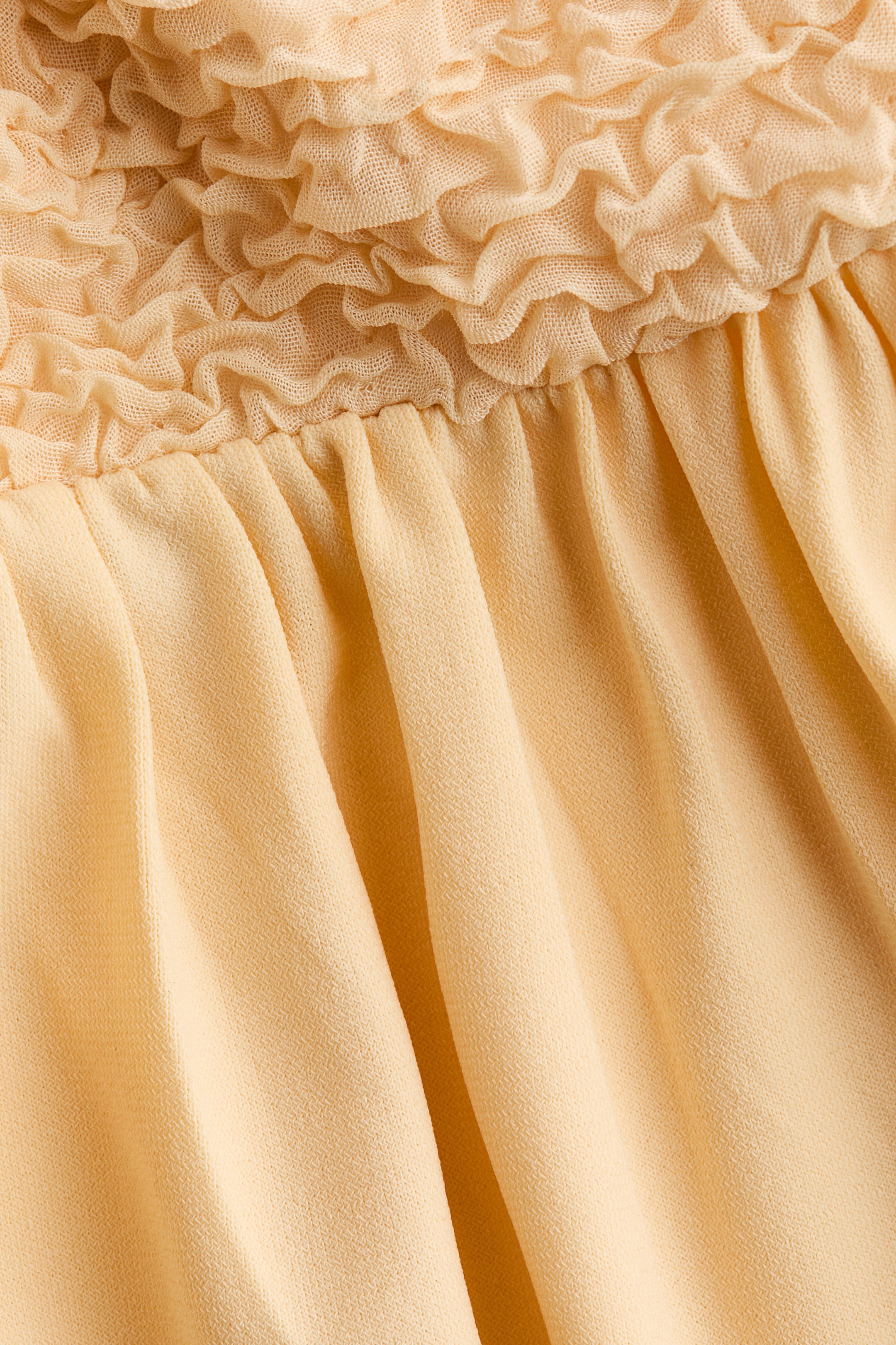 Robe bandeau avec corsage smocké