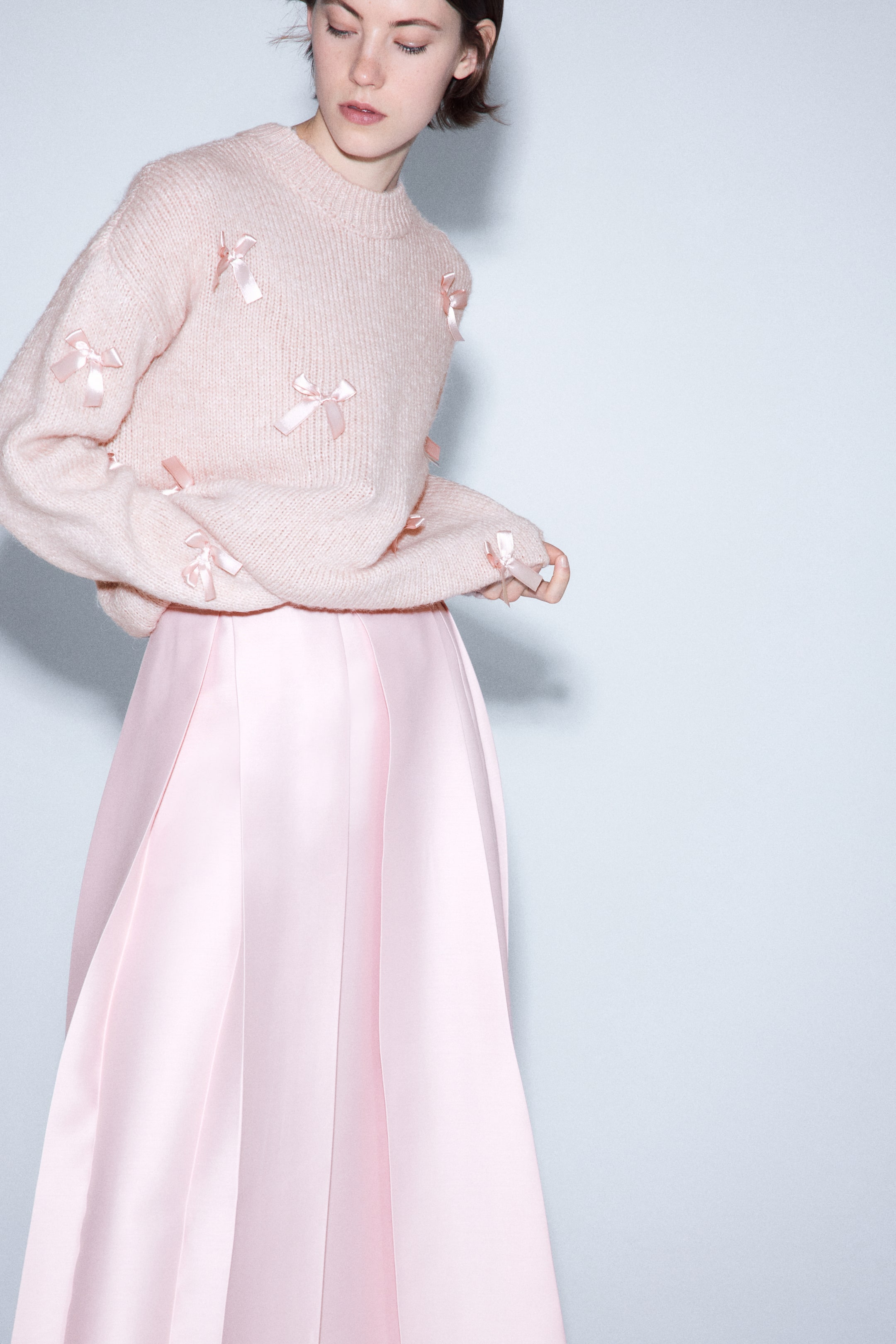 Büyük resmi görüntüle: Fiyonk Aplikeli Kazak - Açık pembe - KADIN | H&M TR 1