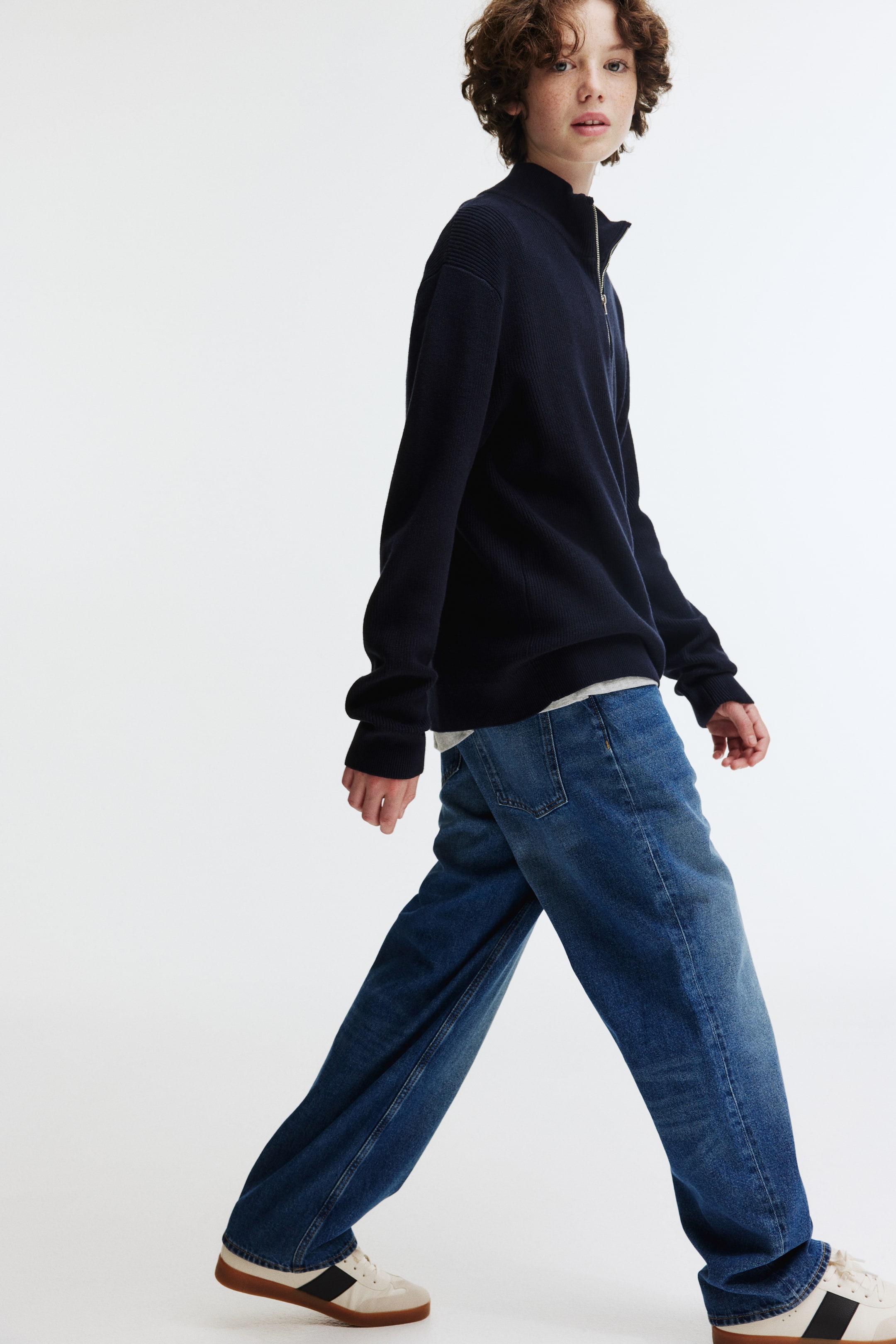 Xem ảnh lớn hơn: Loose Fit Jeans - Denim blue - Kids | H&M VN 2