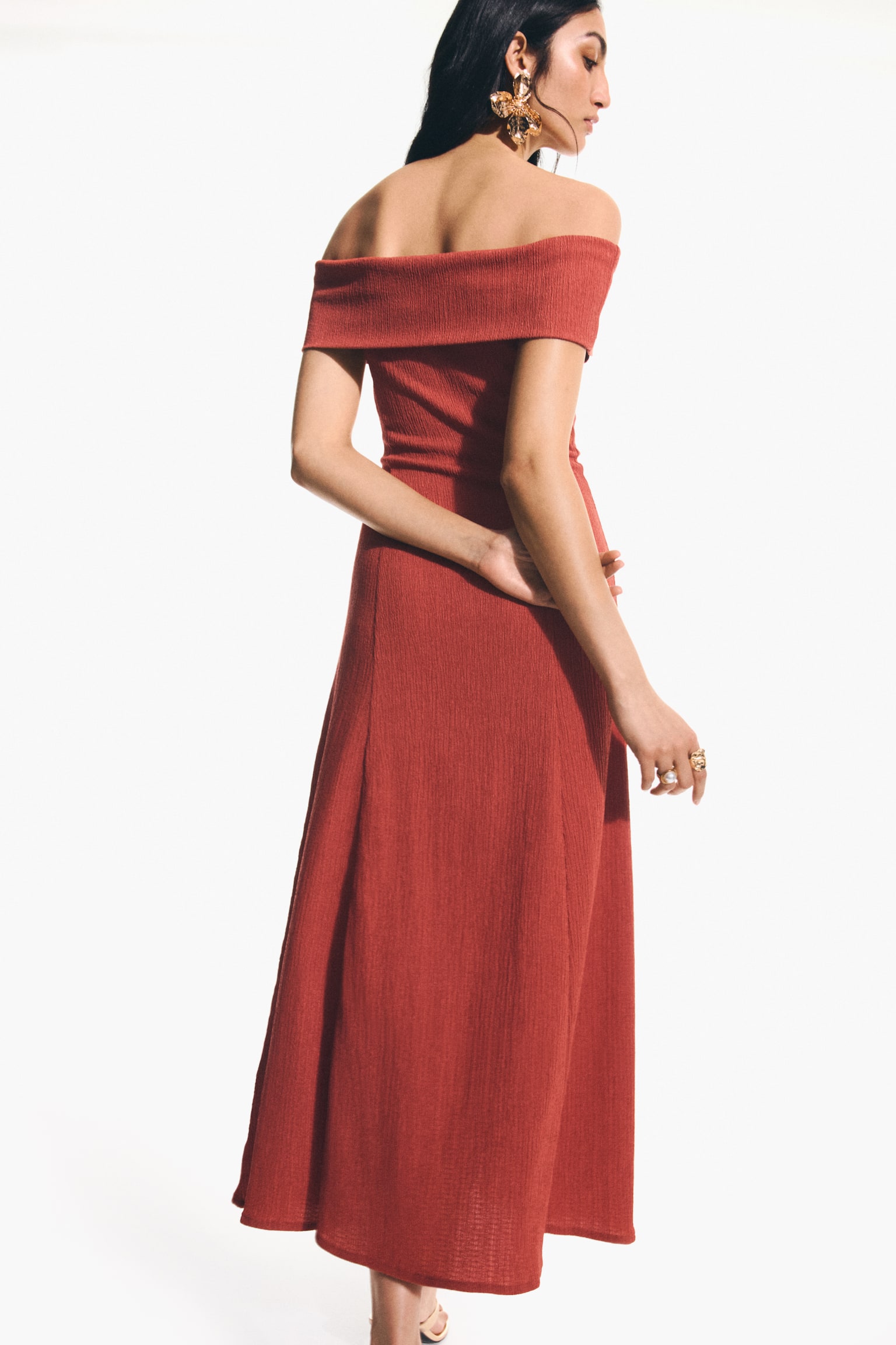 Off-the-shoulder dress - Red/Dark brown - 3