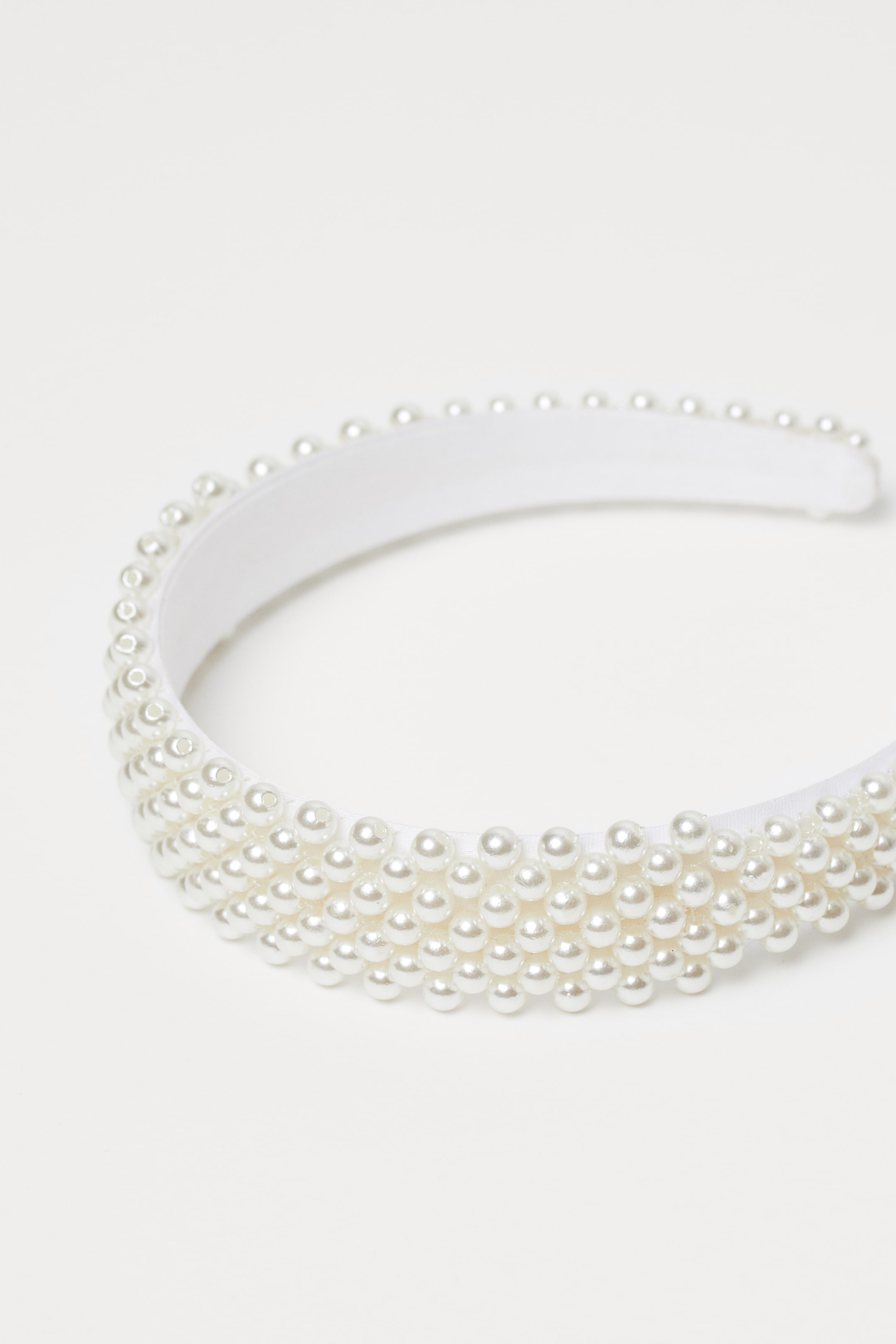 Nagyobb kép megtekintése: Gyöngyös hajráf - Fehér - NŐI | H&M HU 1