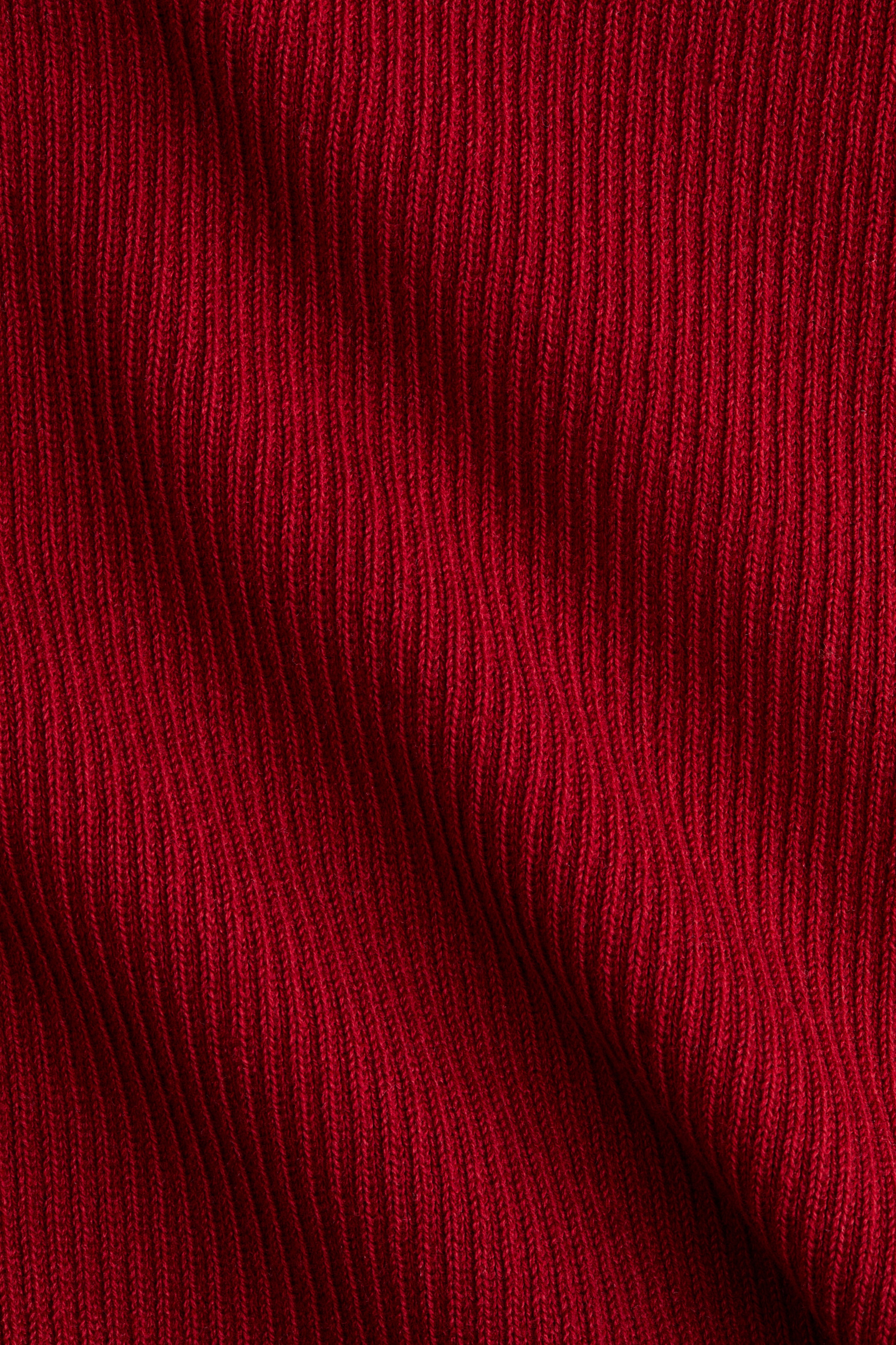 Ribbed flared-skirt dress