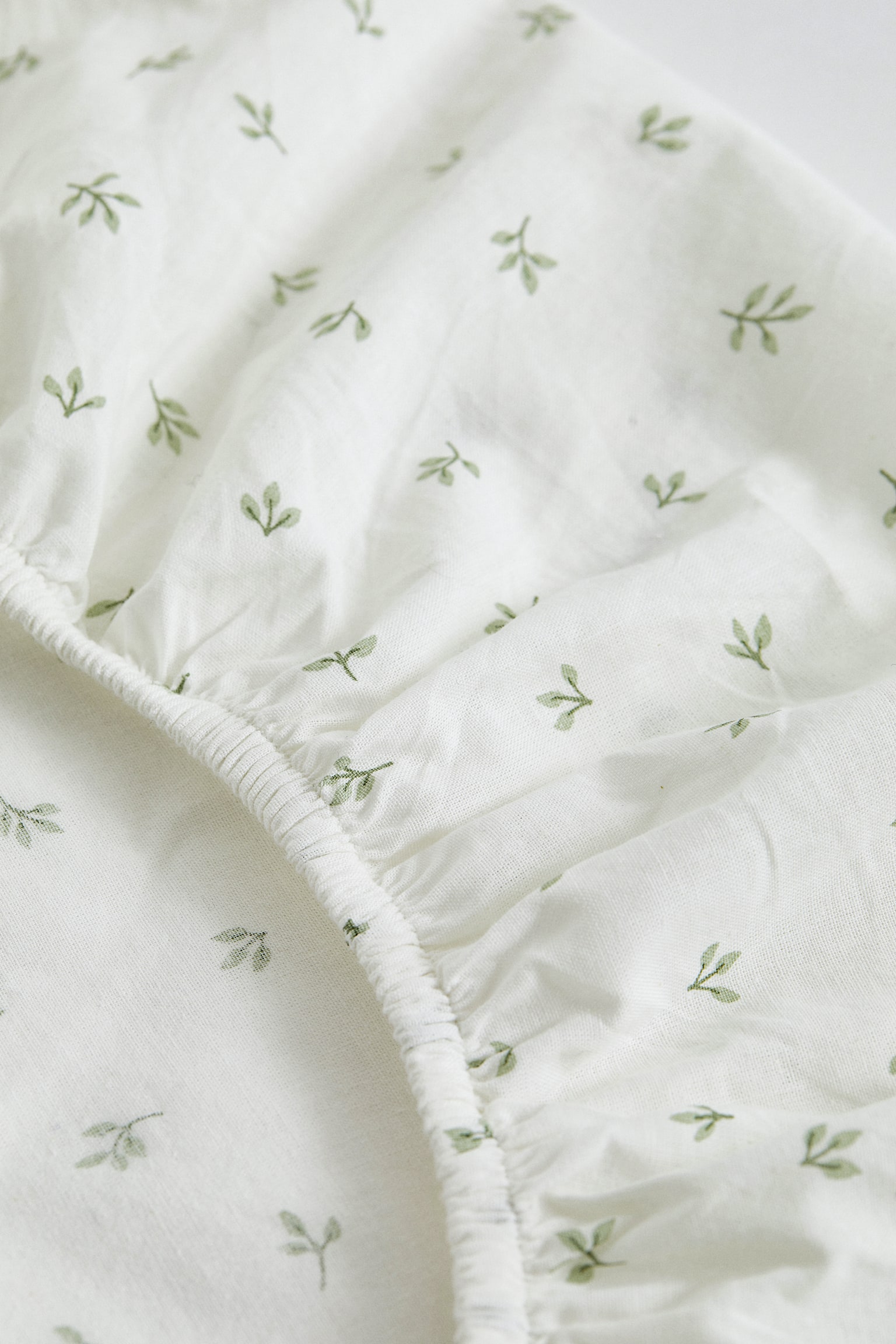 Cot fitted sheet - Natural white/Floral - 3