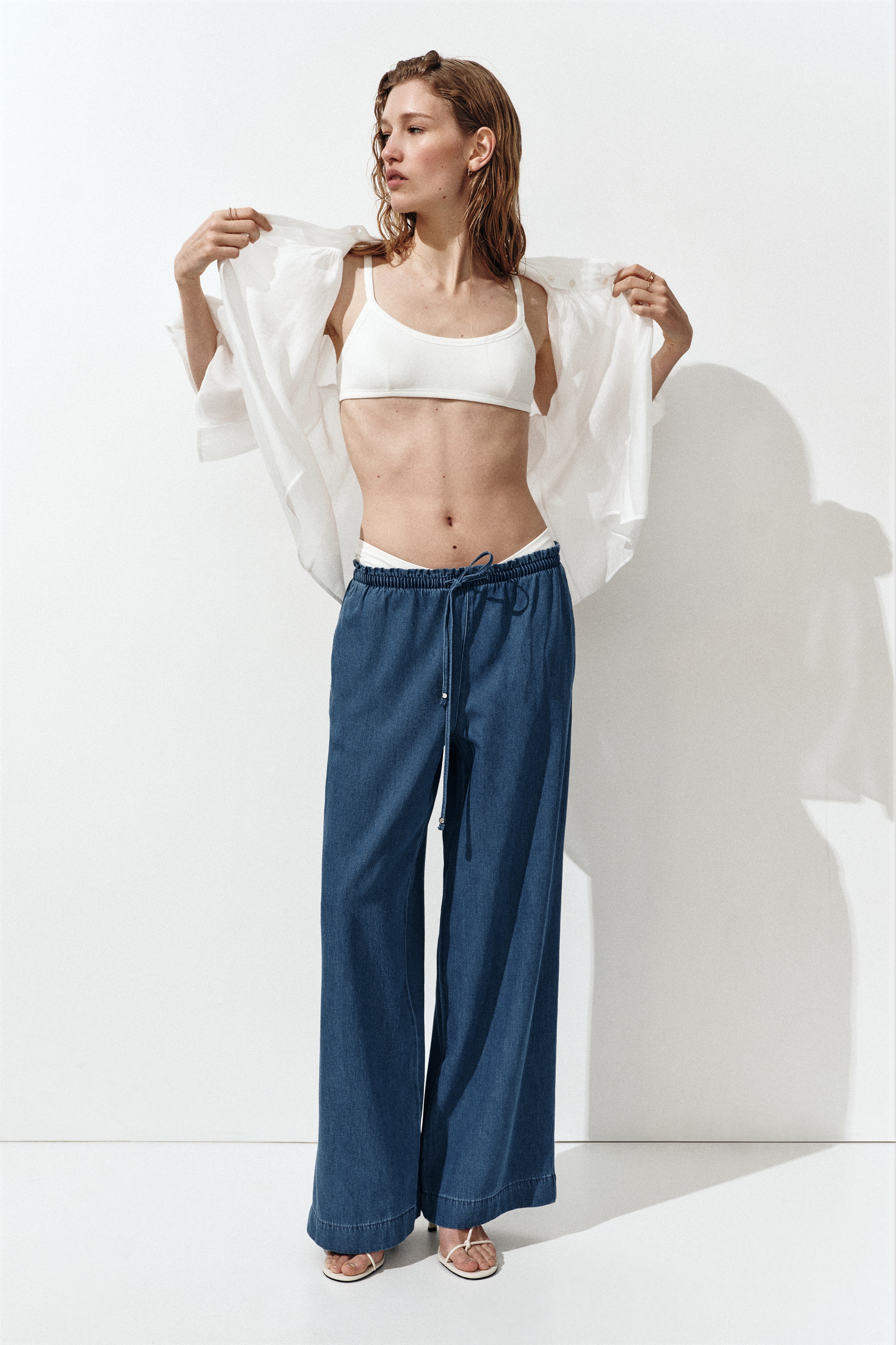 Paper-Bag Pants with Tie Belt - Denim blue/Cream