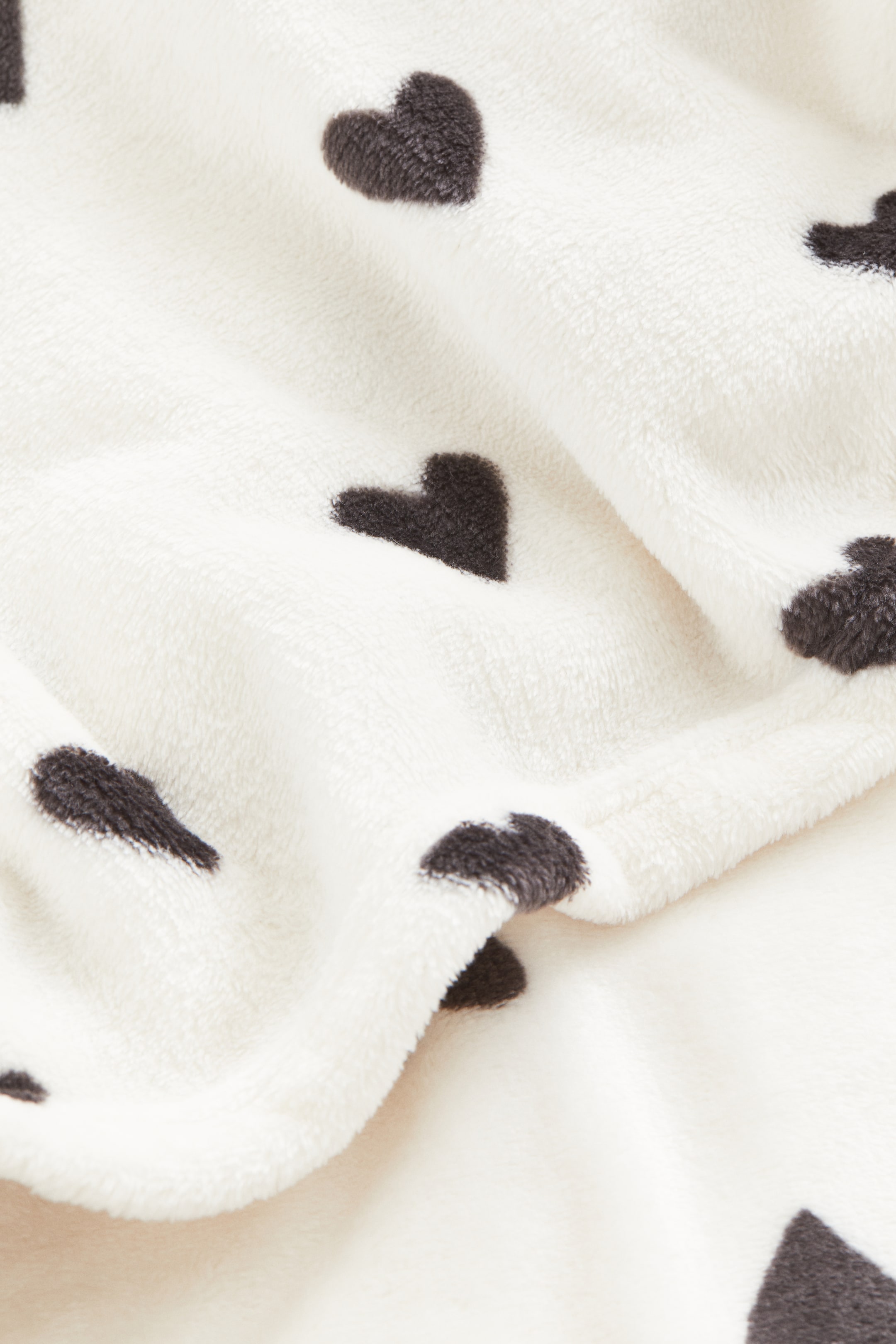 Patterned Fleece Throw - White/hearts - Home All | H&M US