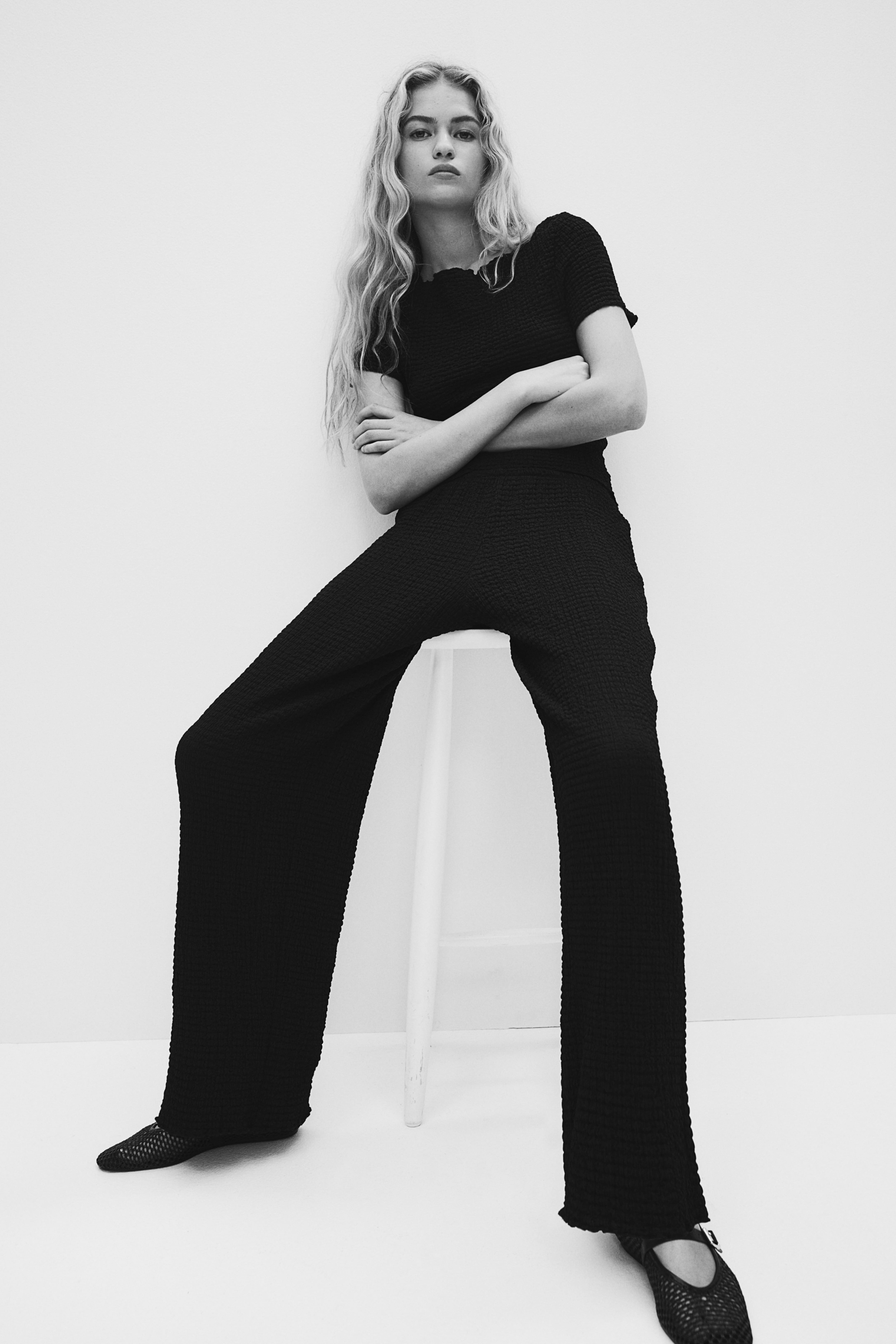 Black crinkle trousers hotsell