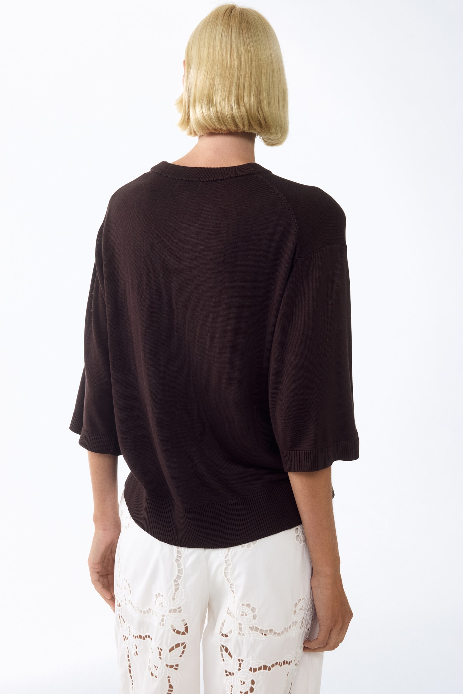 Женский топ H&M Short-Sleeved Fine-Knit Top, цвет: Тёмный коричневый — фото 5