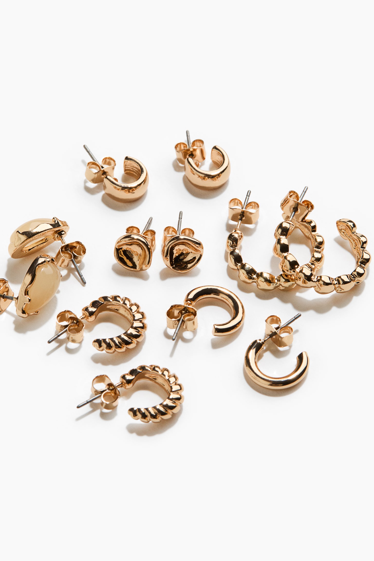 6 pairs earrings - Gold-coloured - 2