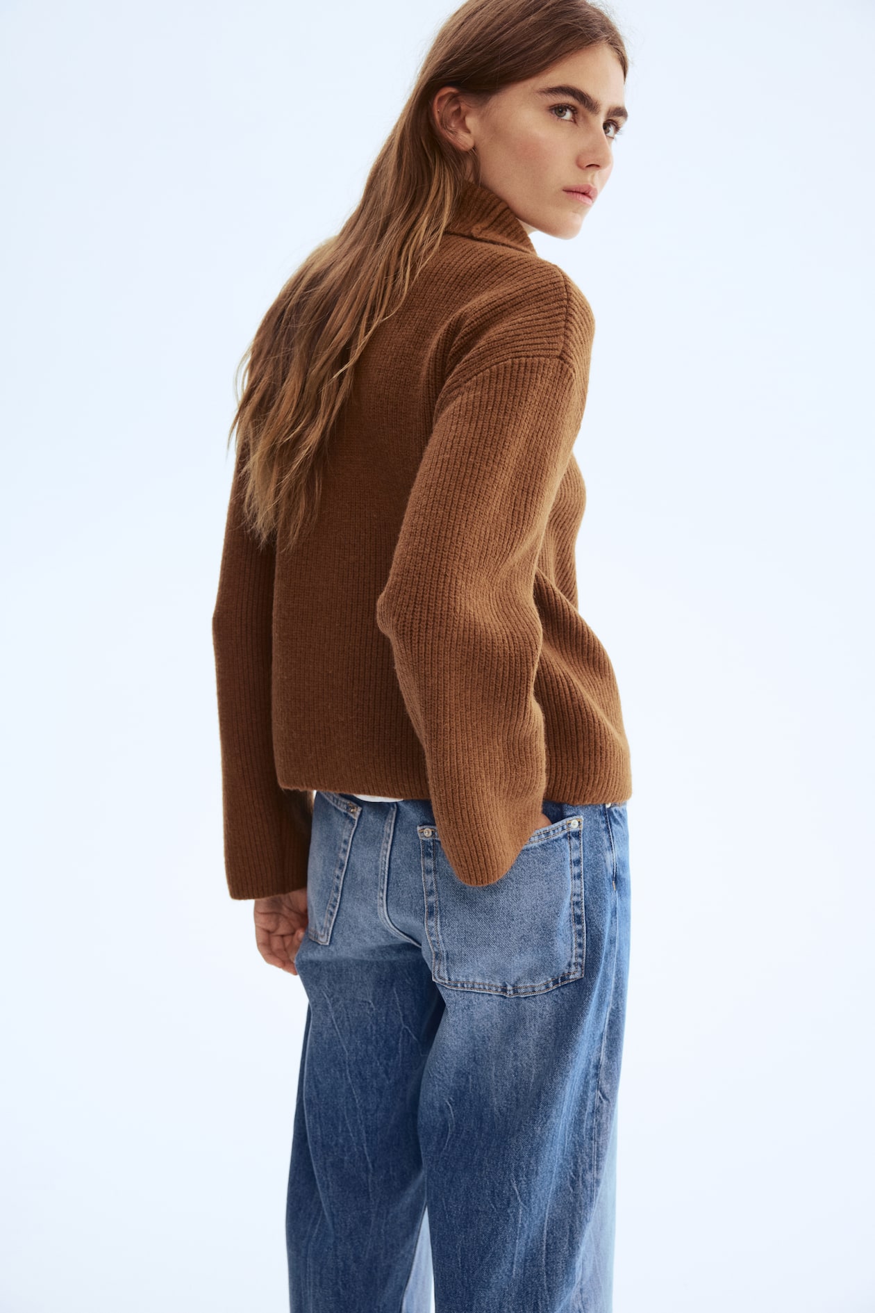 Cardigan with Zipper - image 5