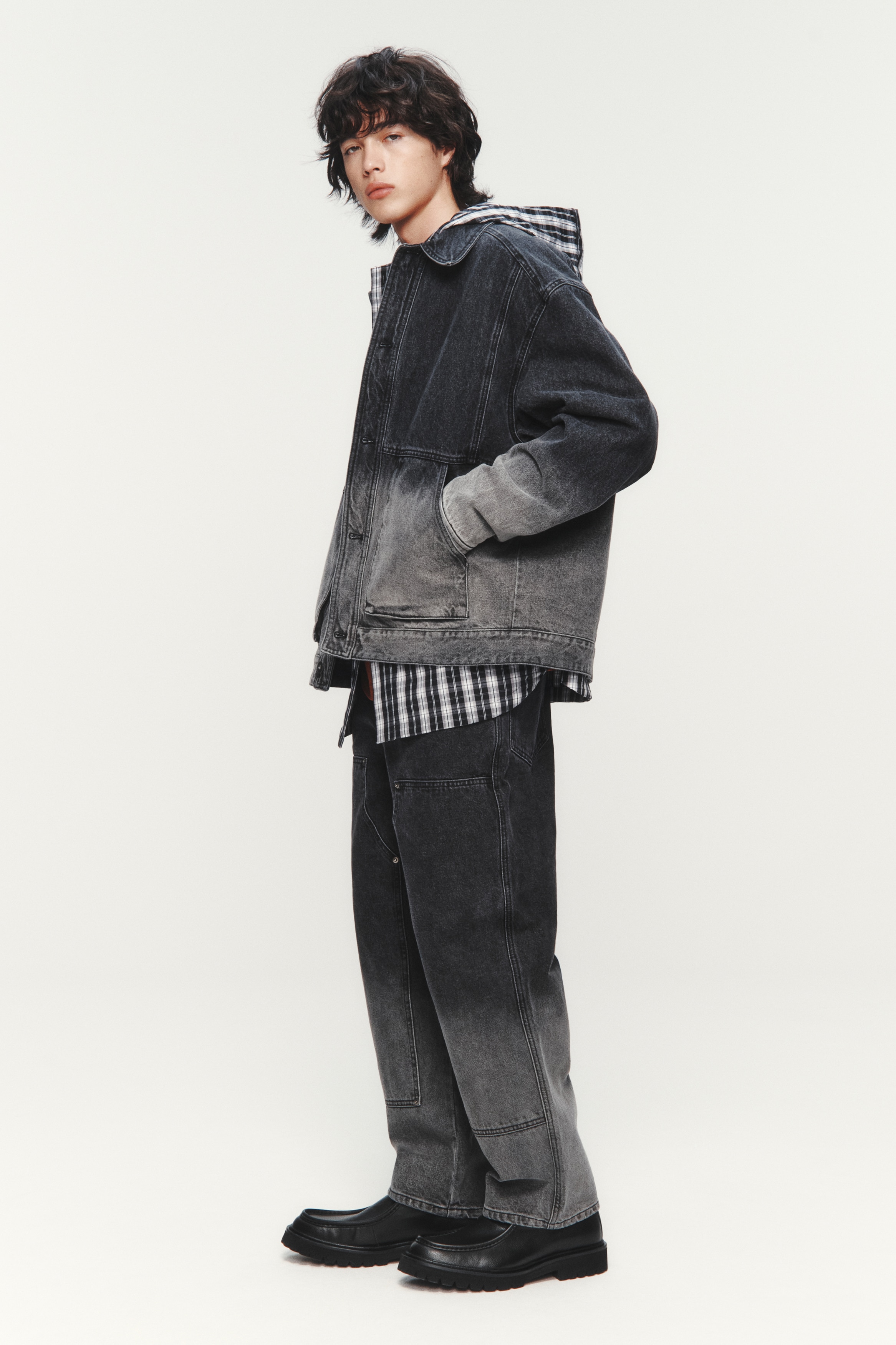 メンズデニムジャケット｜オーバーサイズ、フィット感、軽量 | H&M JP