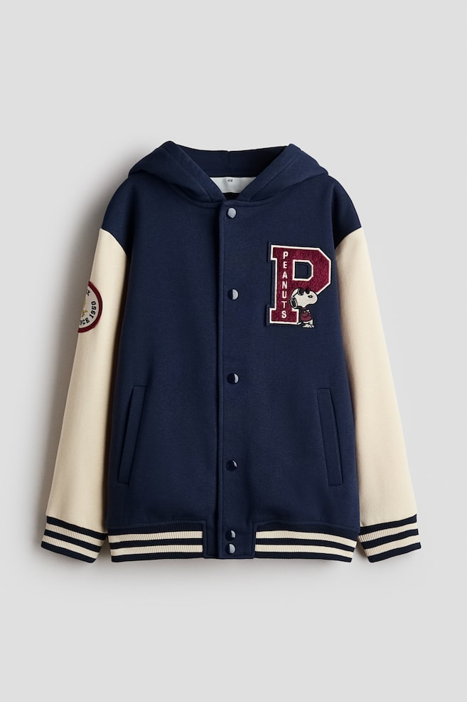 Chamarra de baseball en french terry - Azul marino/Snoopy - 1