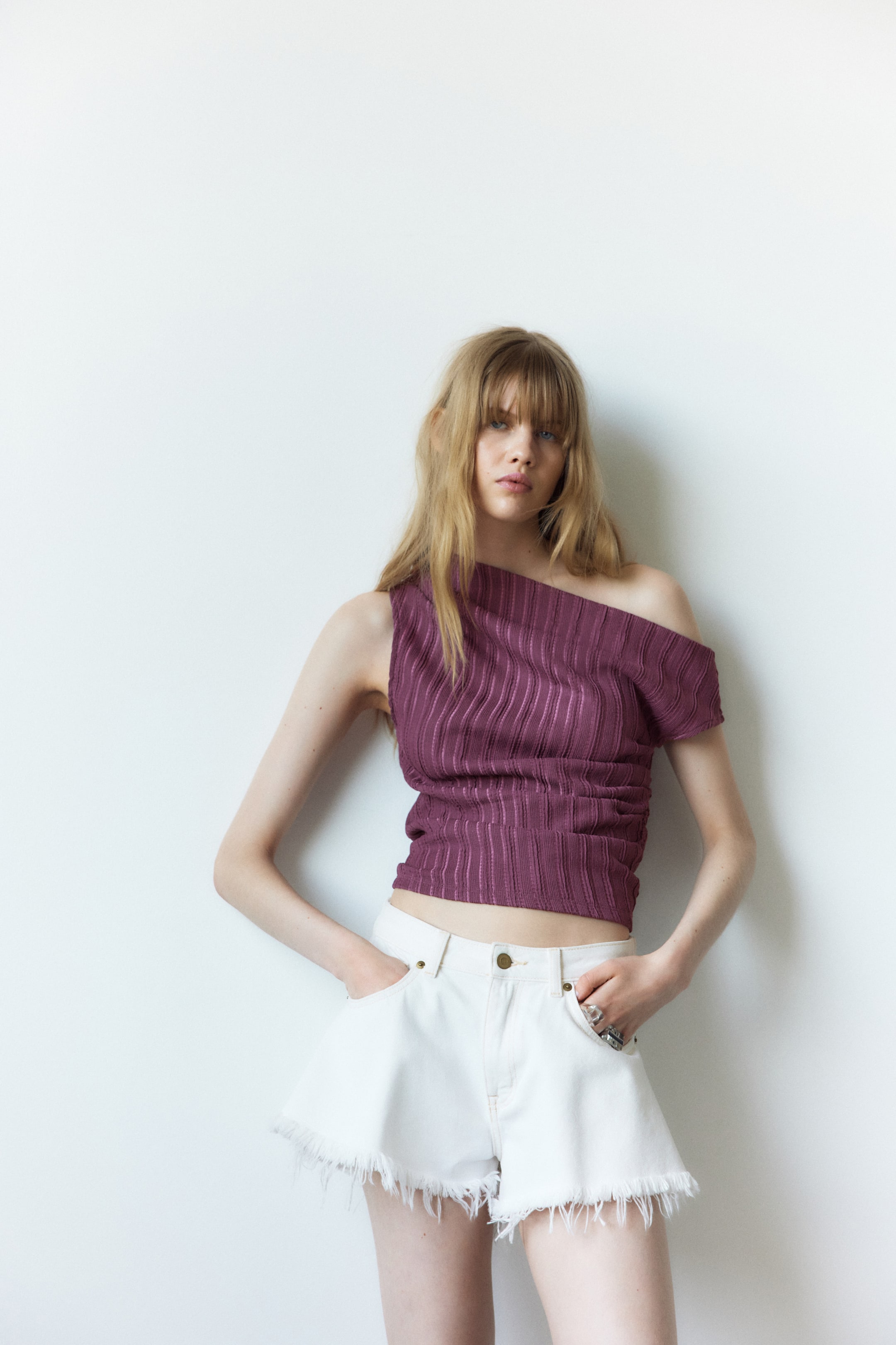 Haut asymétrique texturé