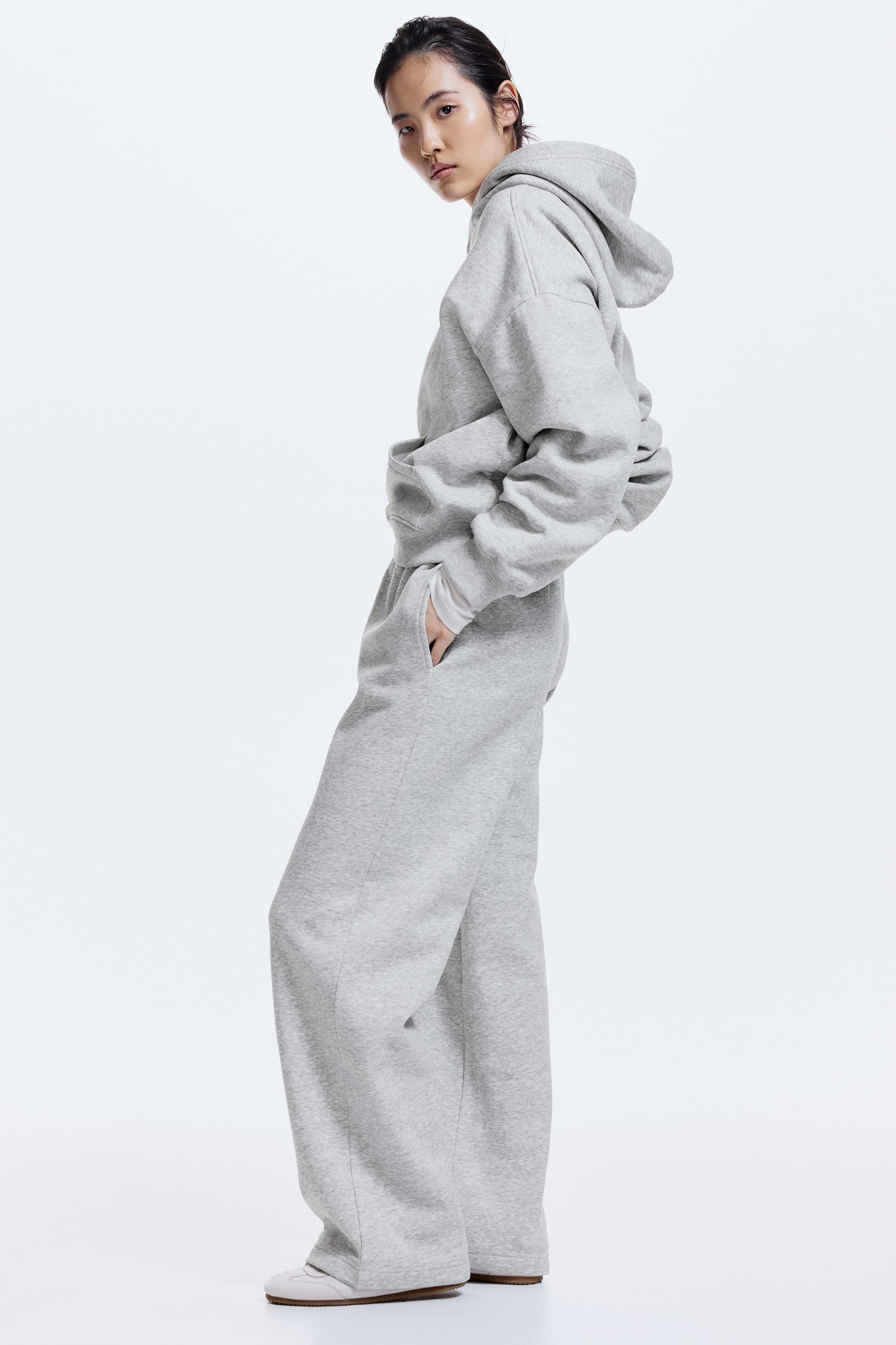 Größeres Bild anzeigen: Sweatpants - Hellgraumeliert - Ladies | H&M AT 7