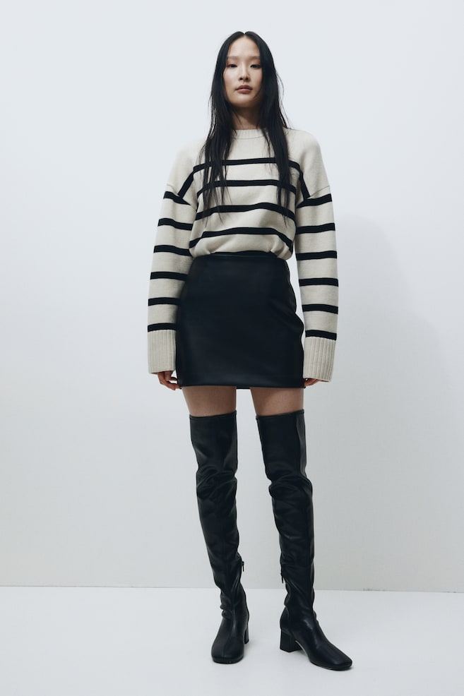 Mini skirt - Black/Coated/Brown/Dogtooth-patterned/Grey/Snakeskin-patterned - 4