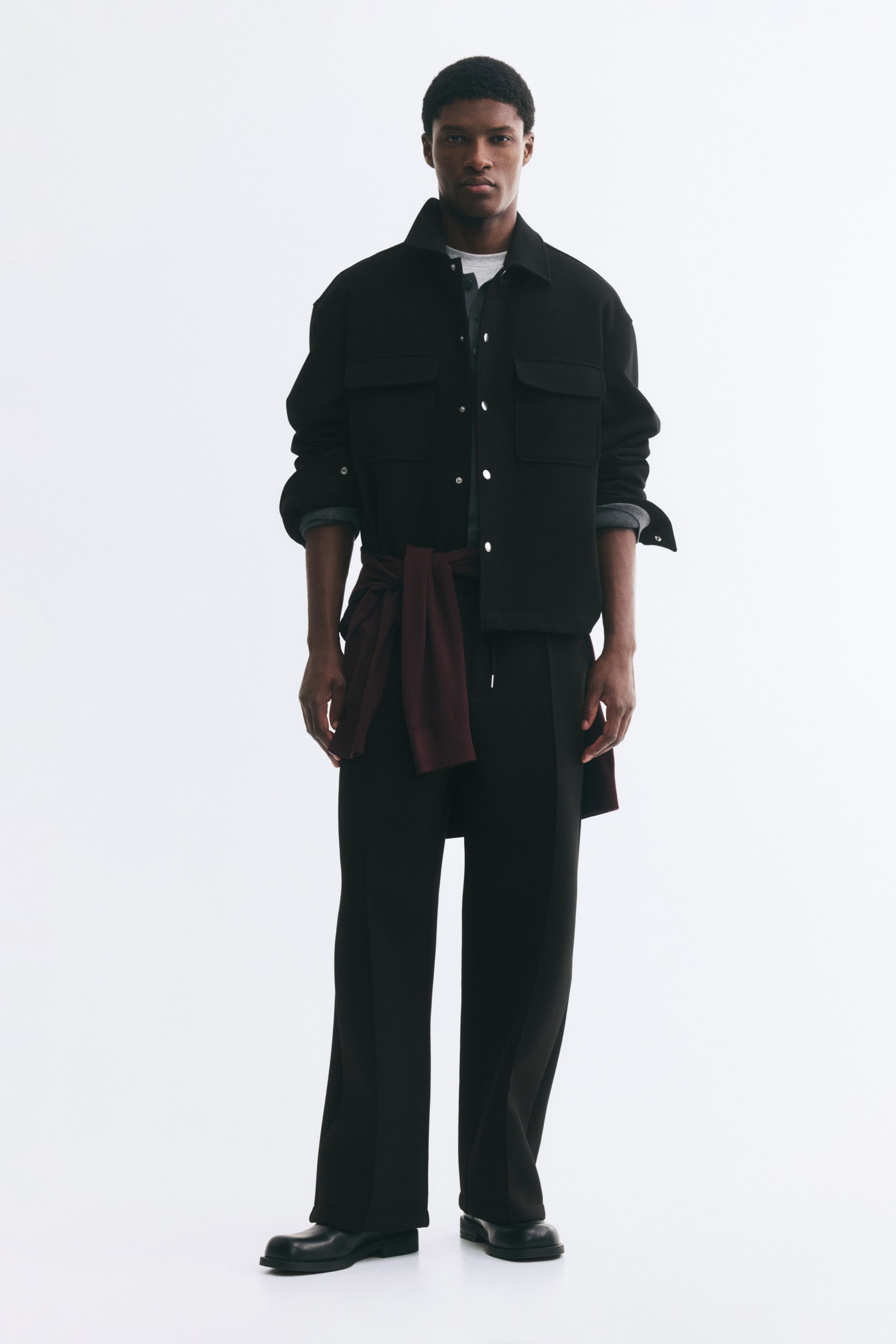 View larger image: Relaxed-Fit Tailored-Look Joggers - Black - Men | H&M CA 1