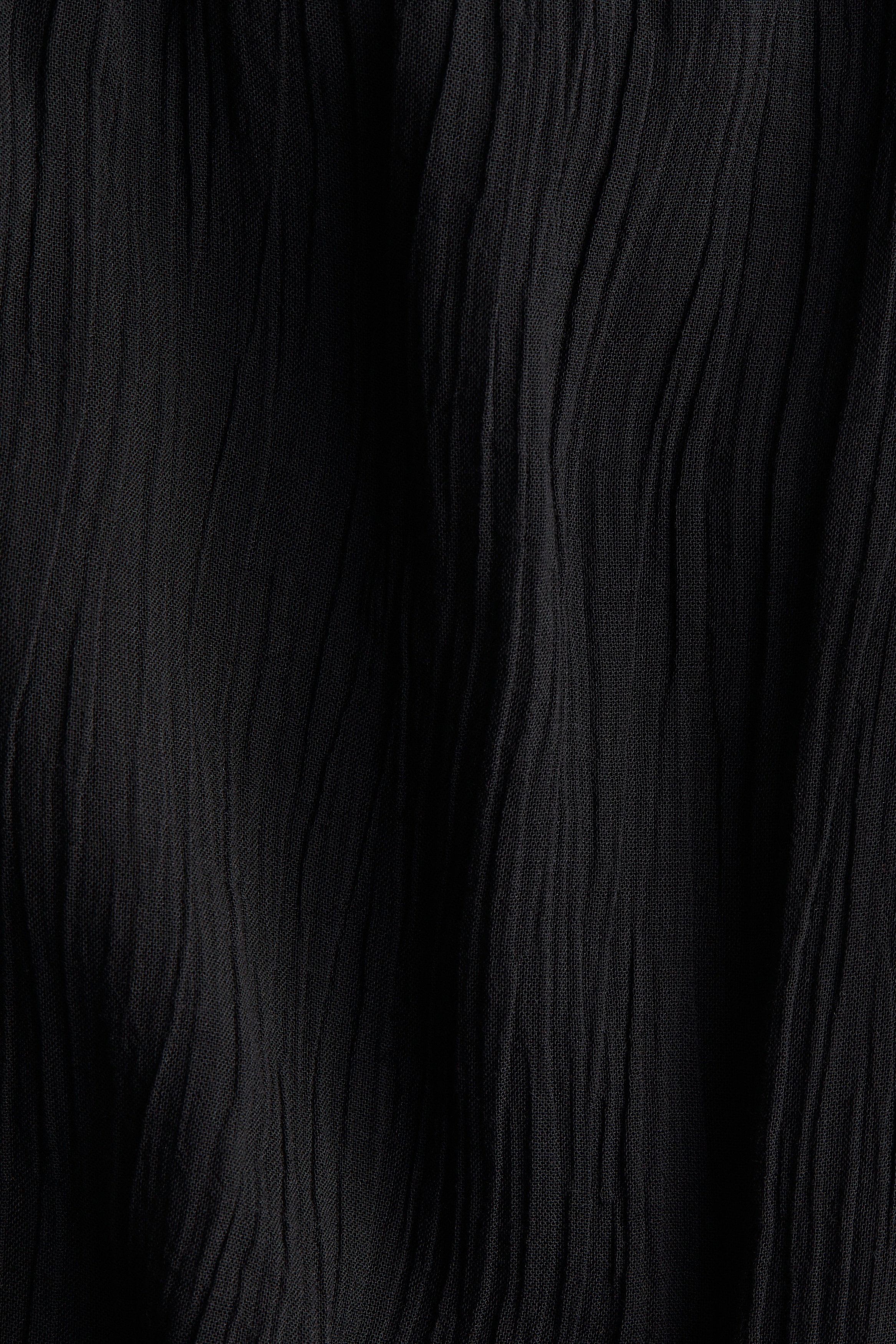 Flounce-collar dress