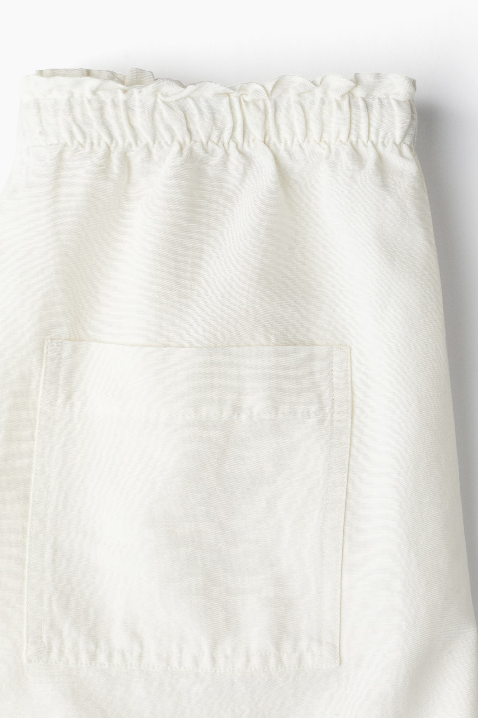 Linen-blend pull-on shorts - White/Black - 4