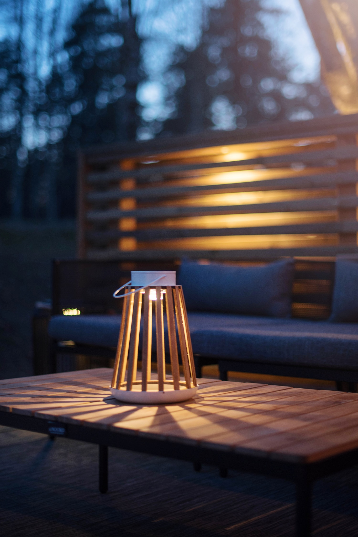 Lanterna solare Led USB 8H 1W 40-150 lumen – Centro Vacanze