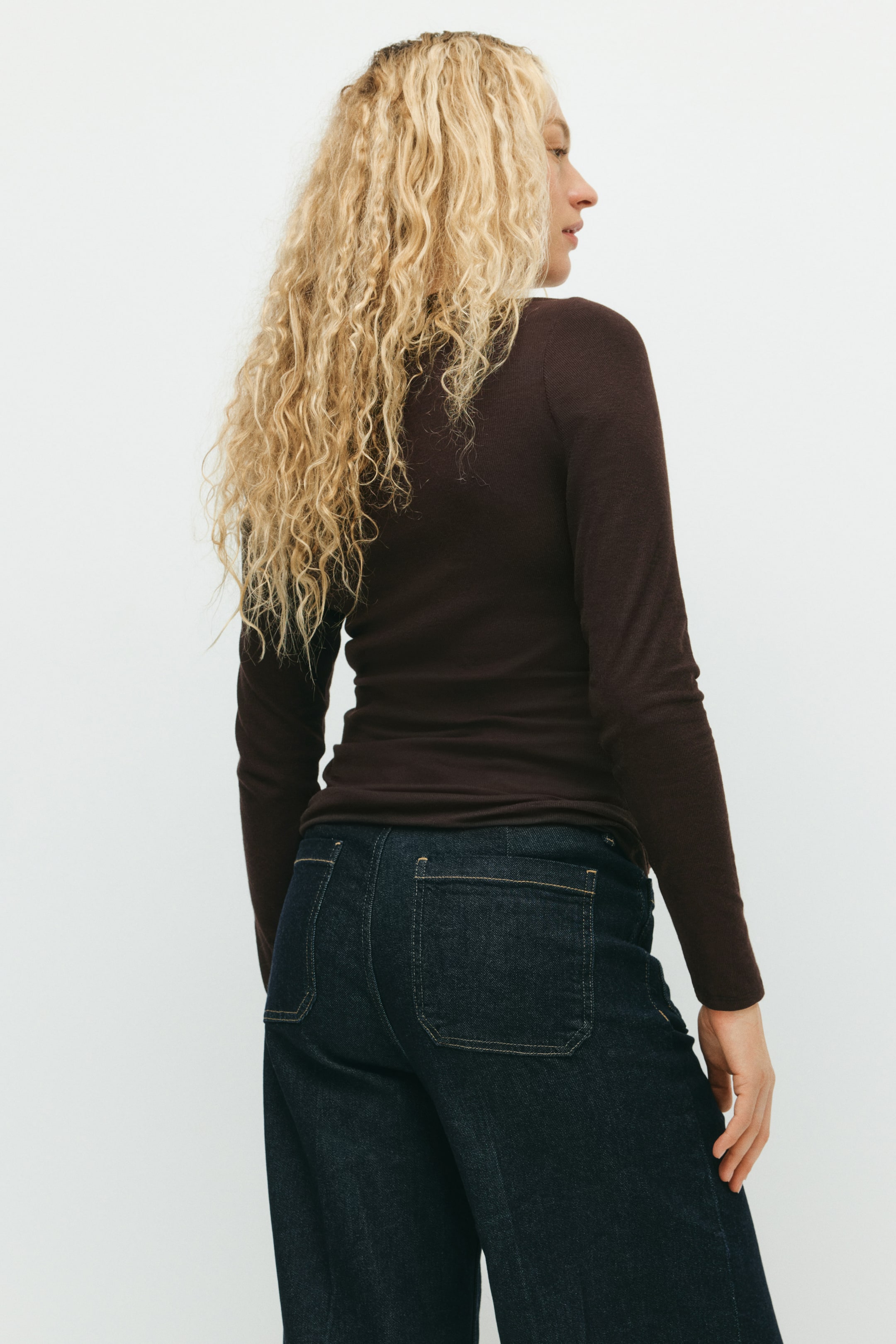 Agrandir l'image: MAMA Top en jersey côtelé - Marron foncé - FEMME | H&M CH 3