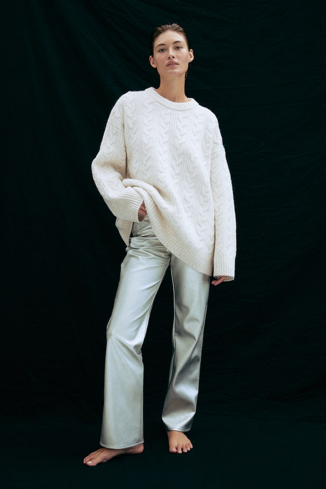 Oversized cable-knit jumper - Natural white - 3