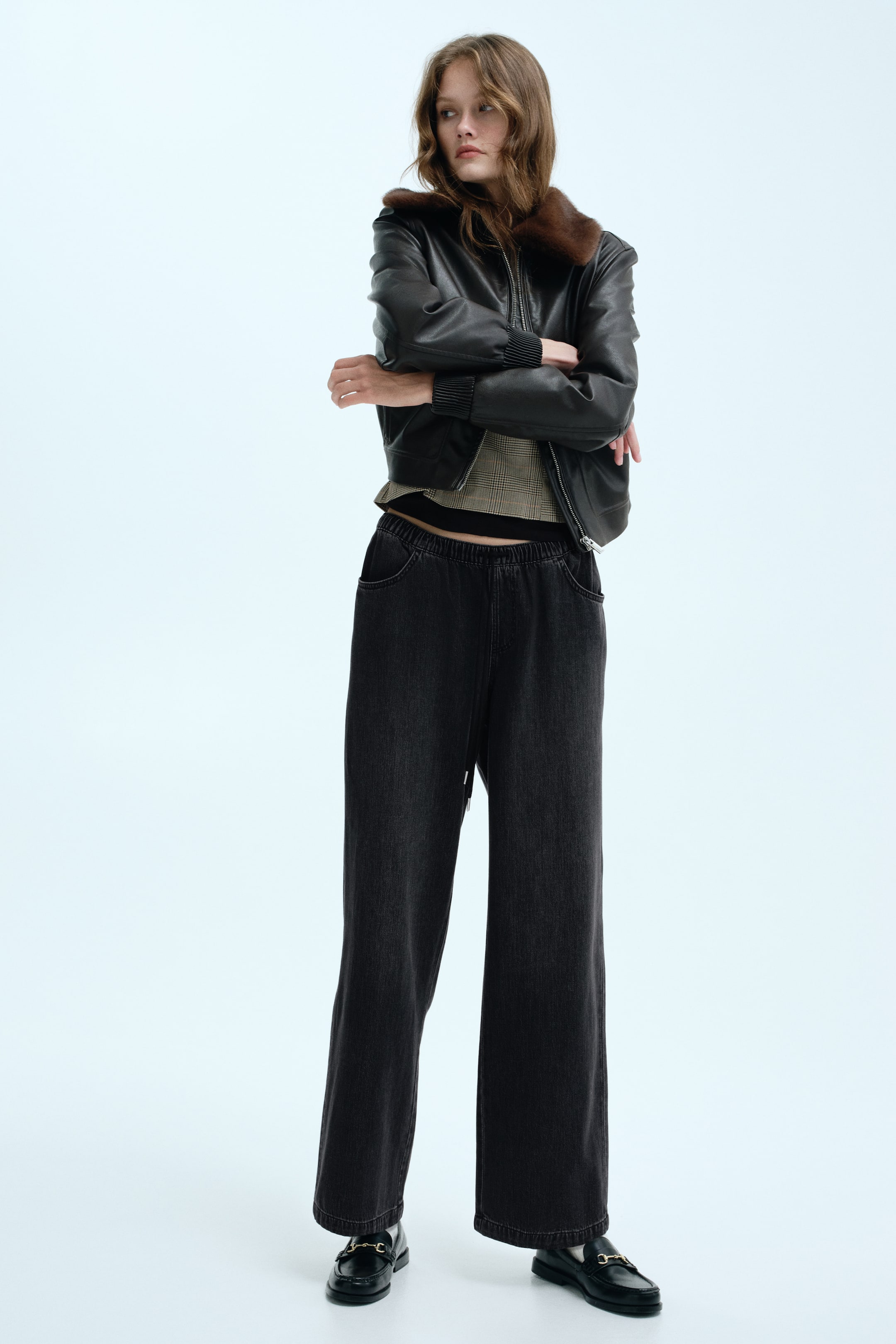 Grösseres Bild ansehen: Denimhose mit Kordelzug - Ausgewaschenes Schwarz - DAMEN | H&M CH 2