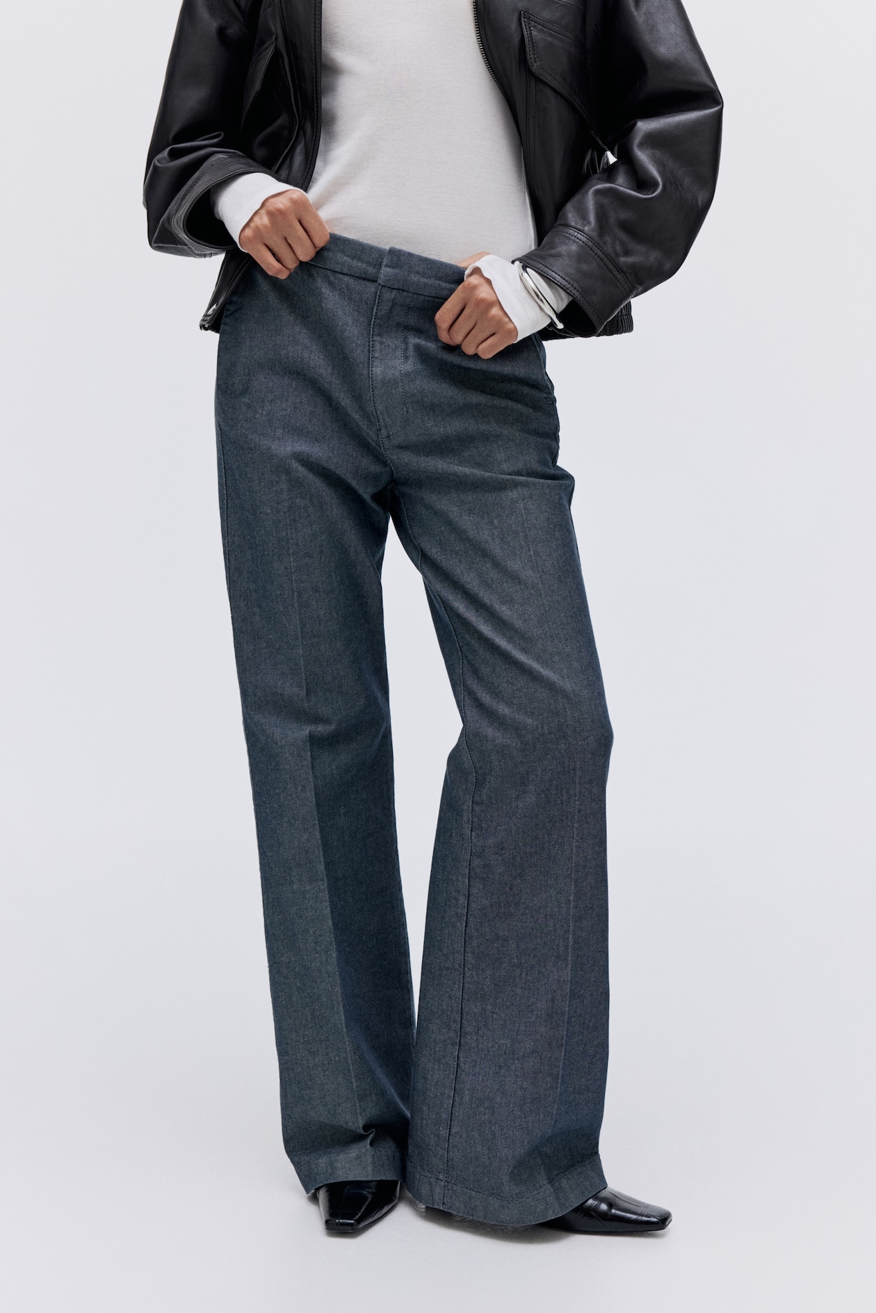 Flared High Jeans - image 5