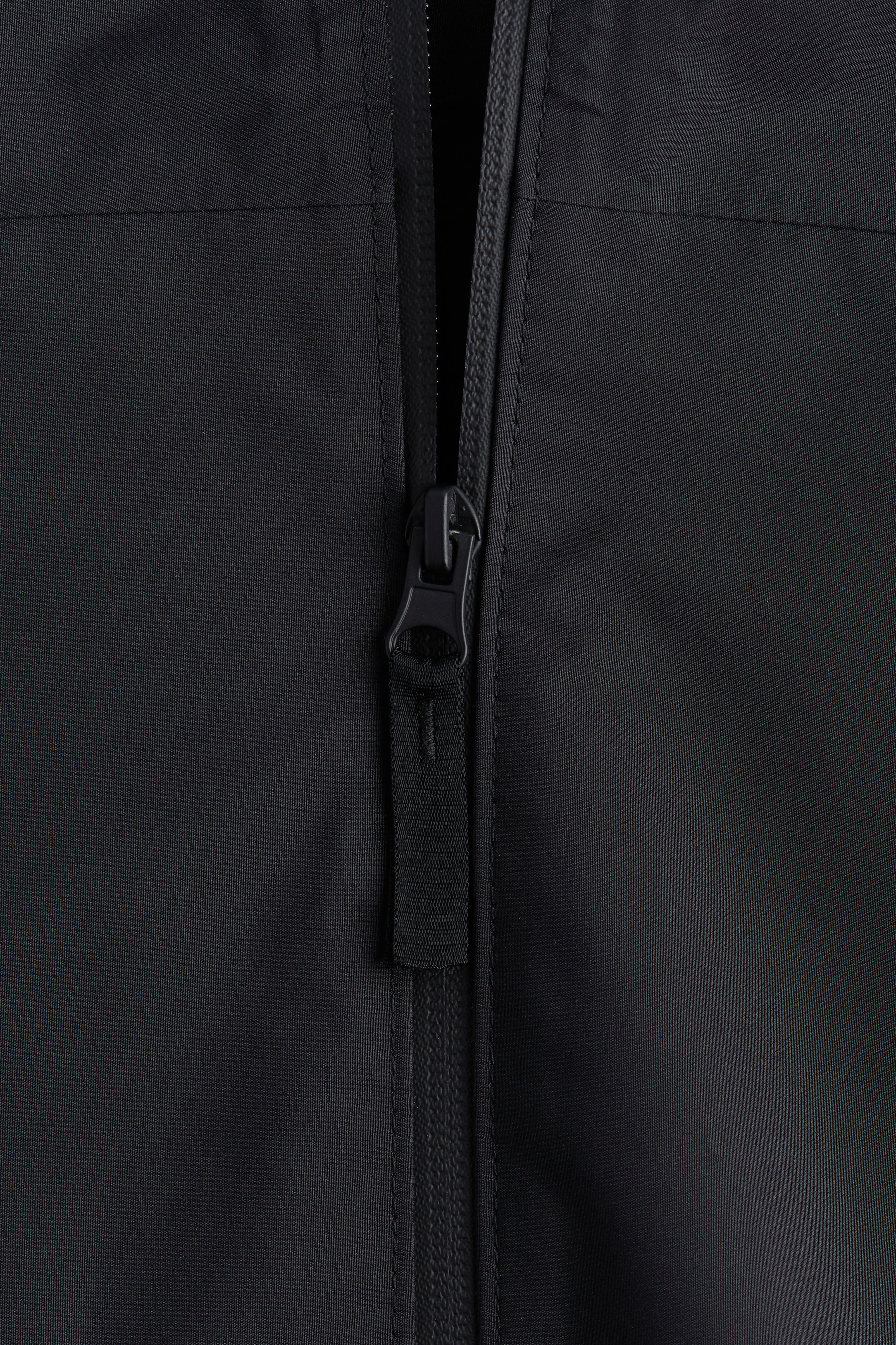 Packable Rain Jacket with StormMove™