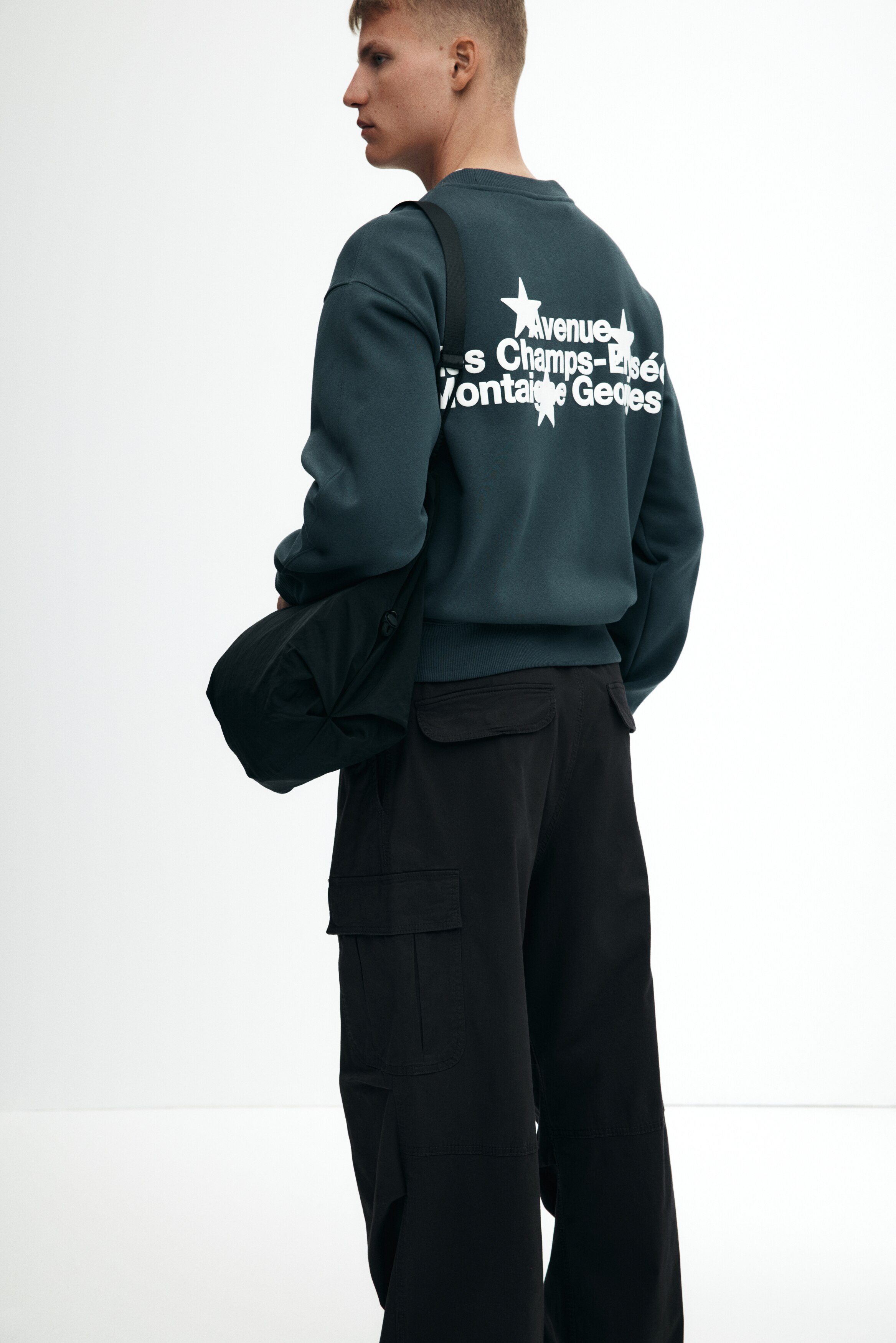Loose Fit Cargo trousers