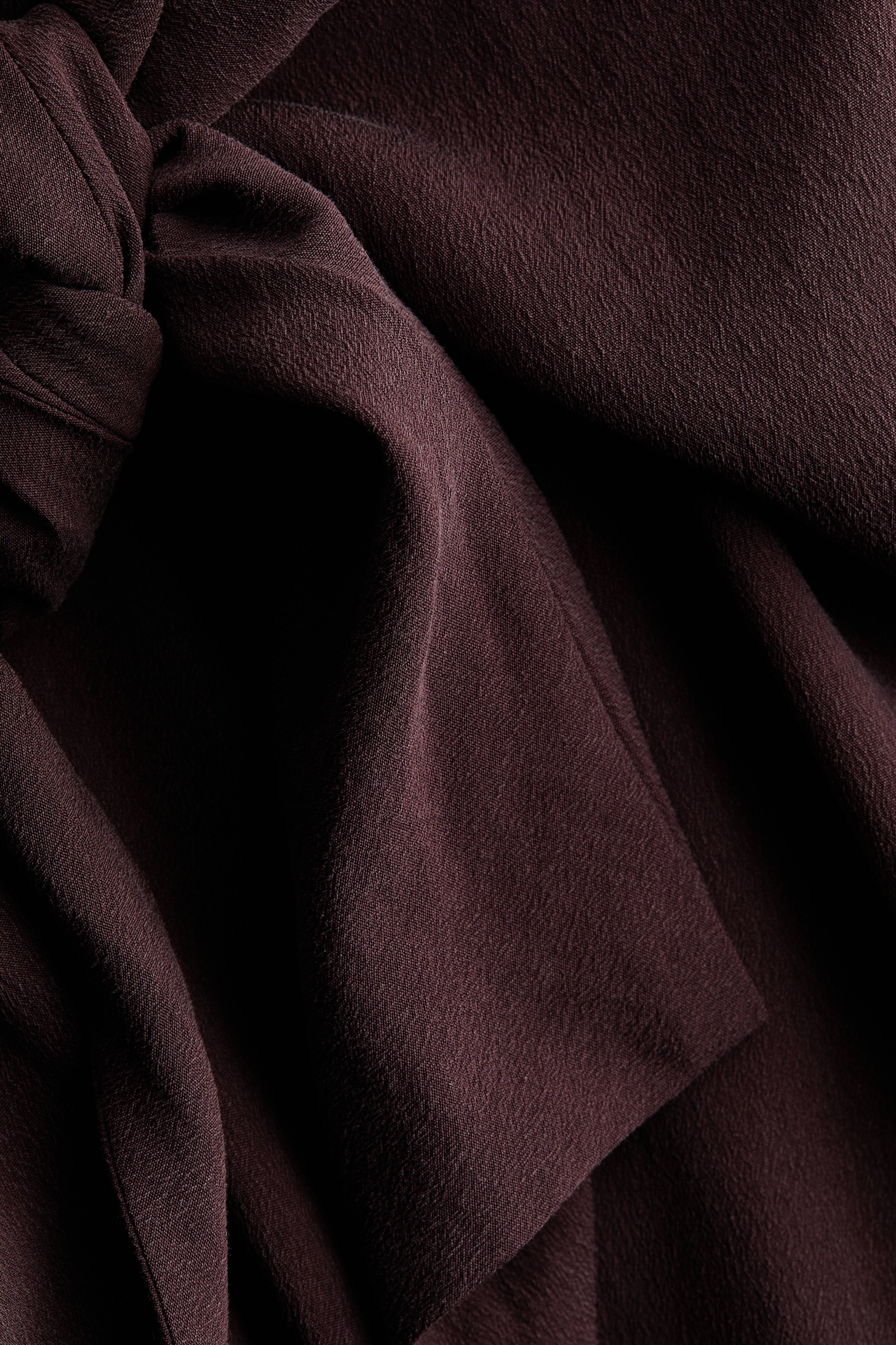 Tie-Detail Barrel Pants