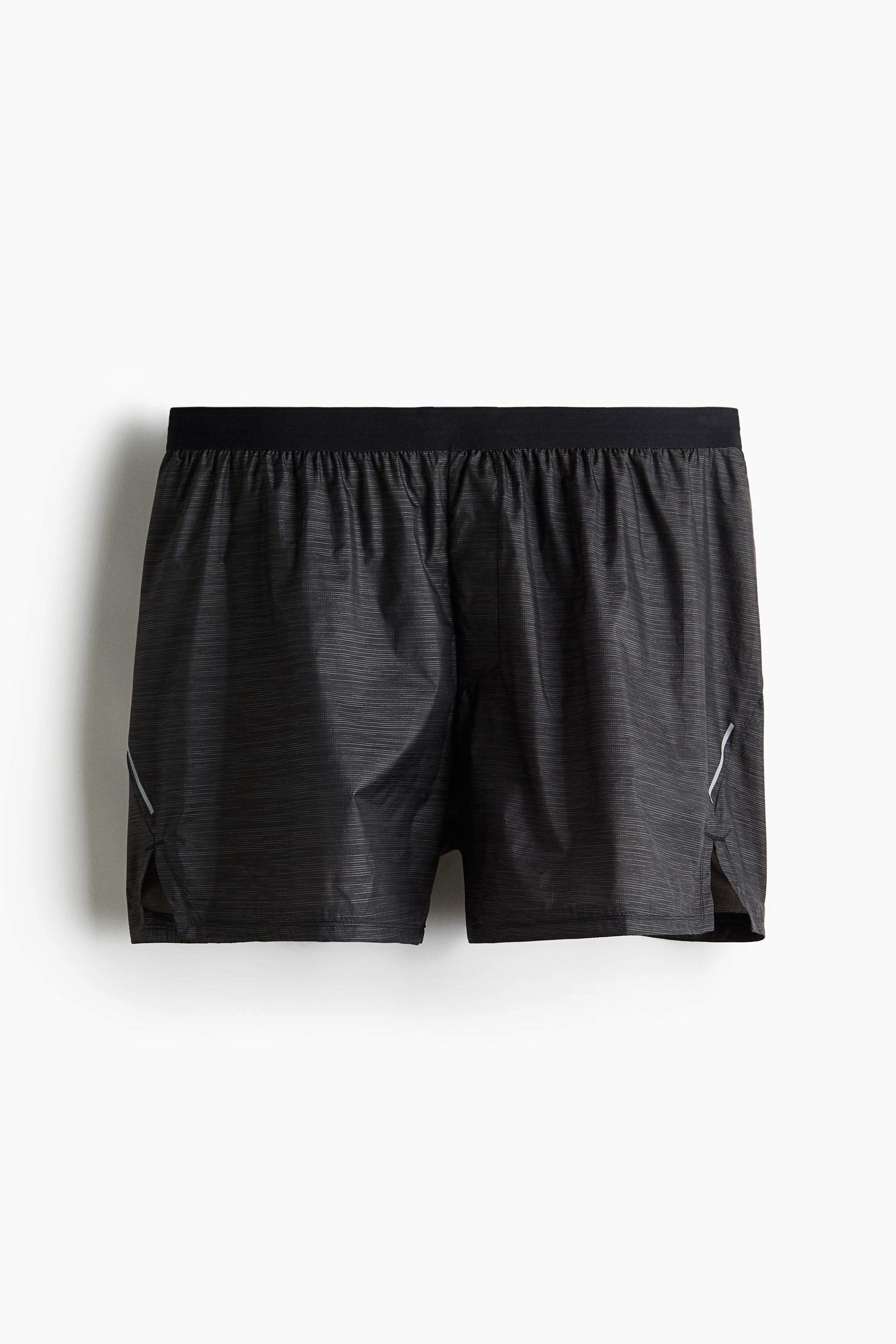 H & M - Kurze Laufshorts mit DryMove - Schwarz - Sportswear