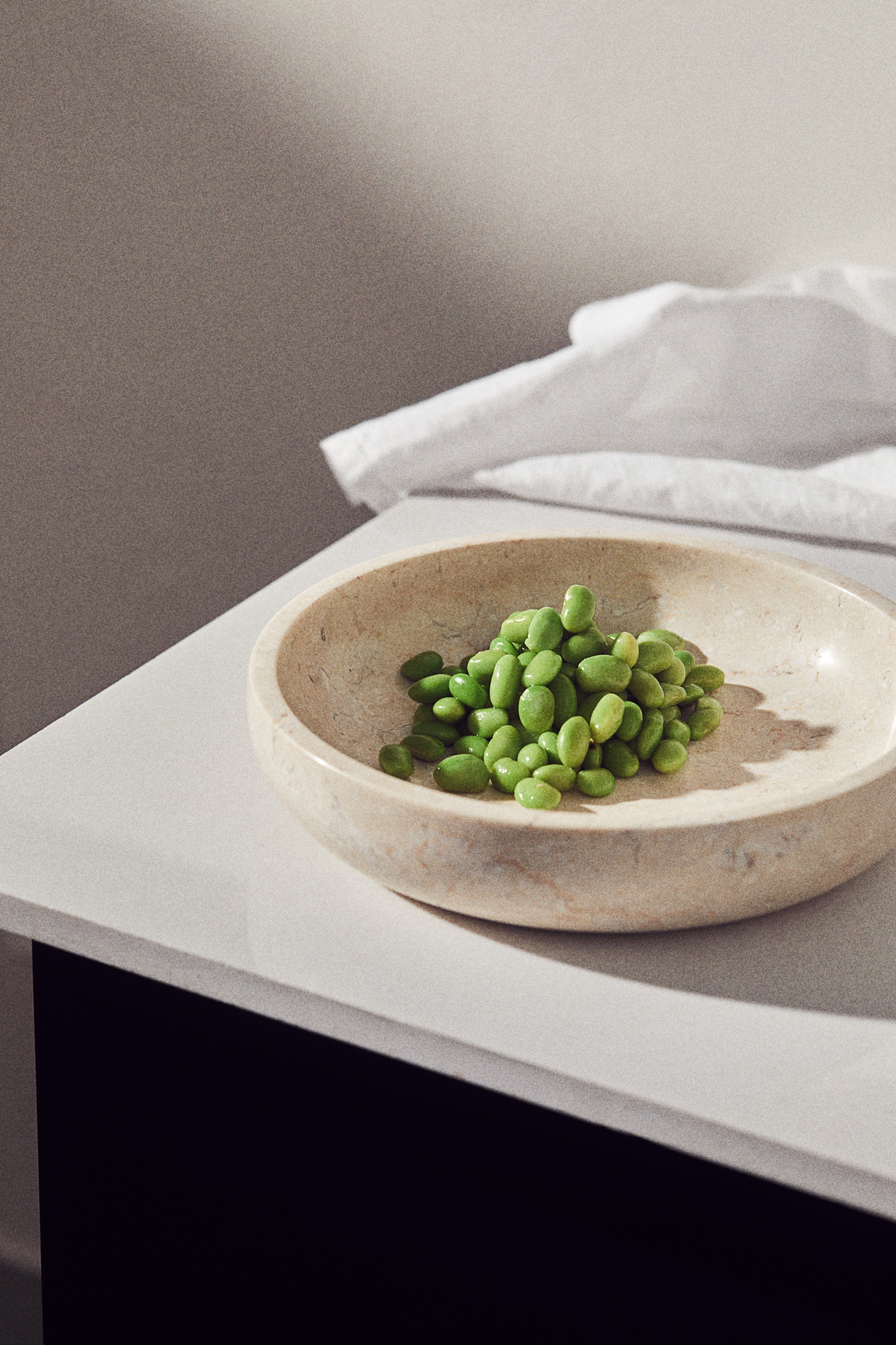 Marble serving bowl - Light beige
