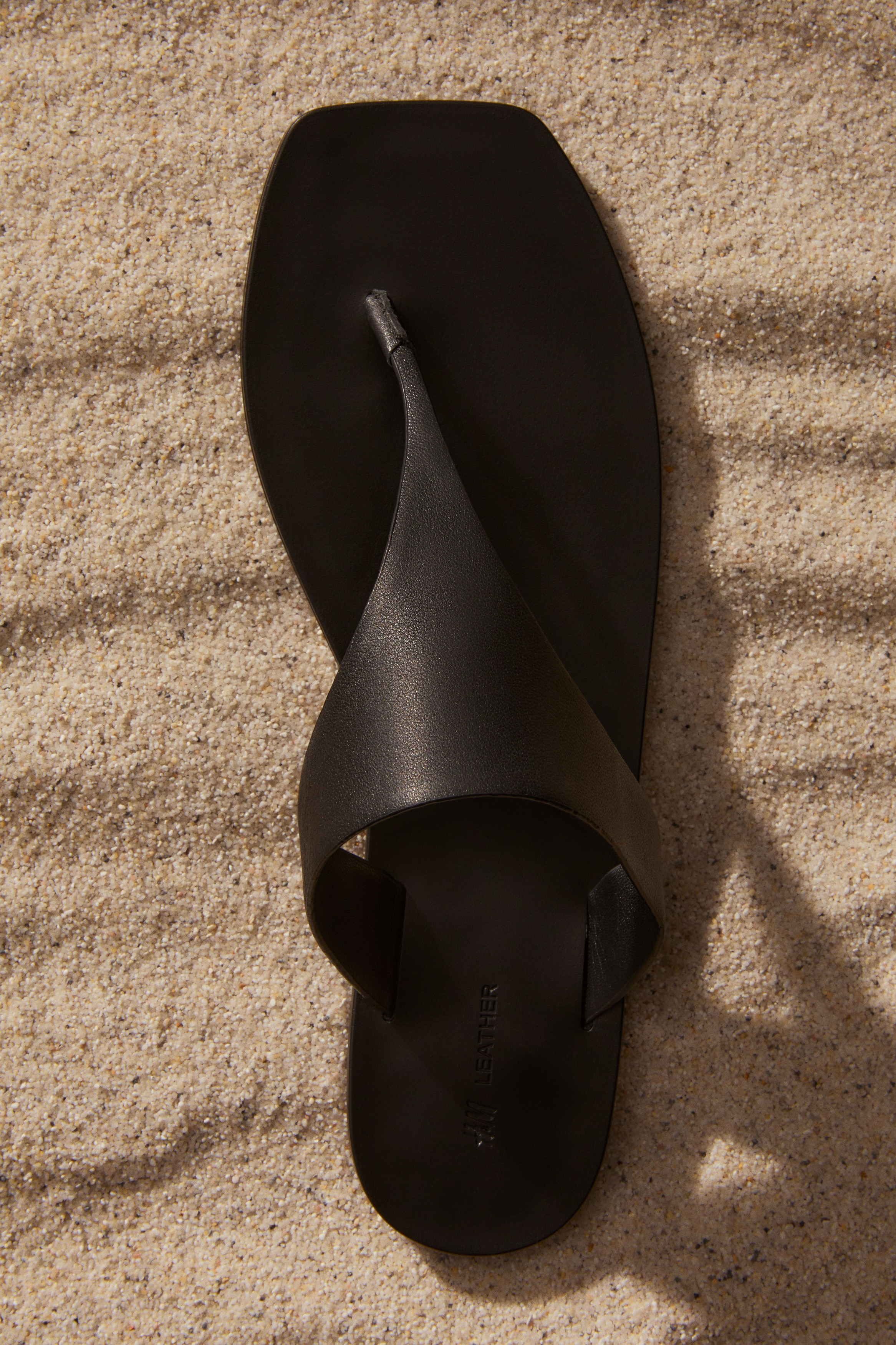 Sandaler i læderModel