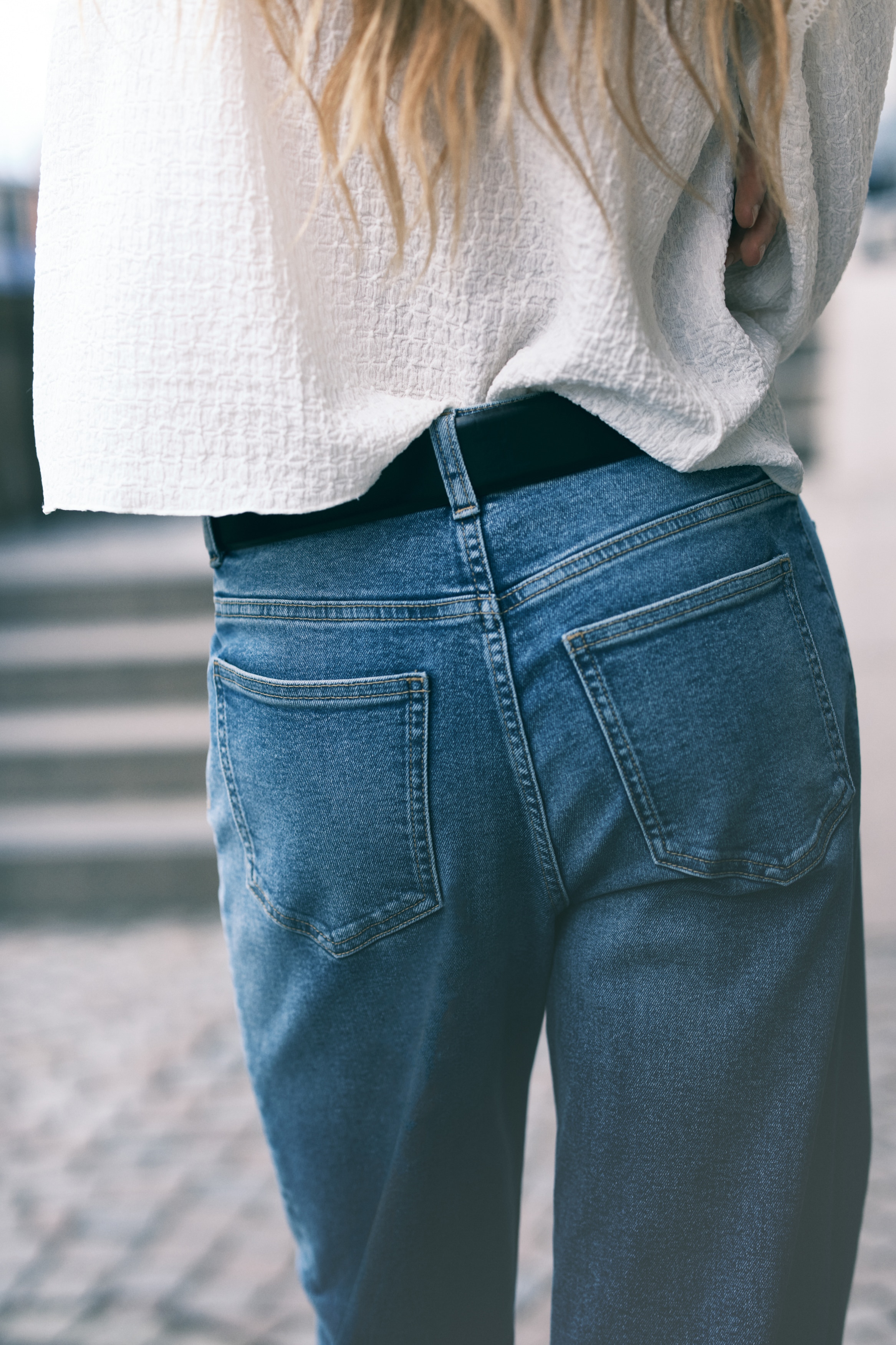 Wide High Jeans