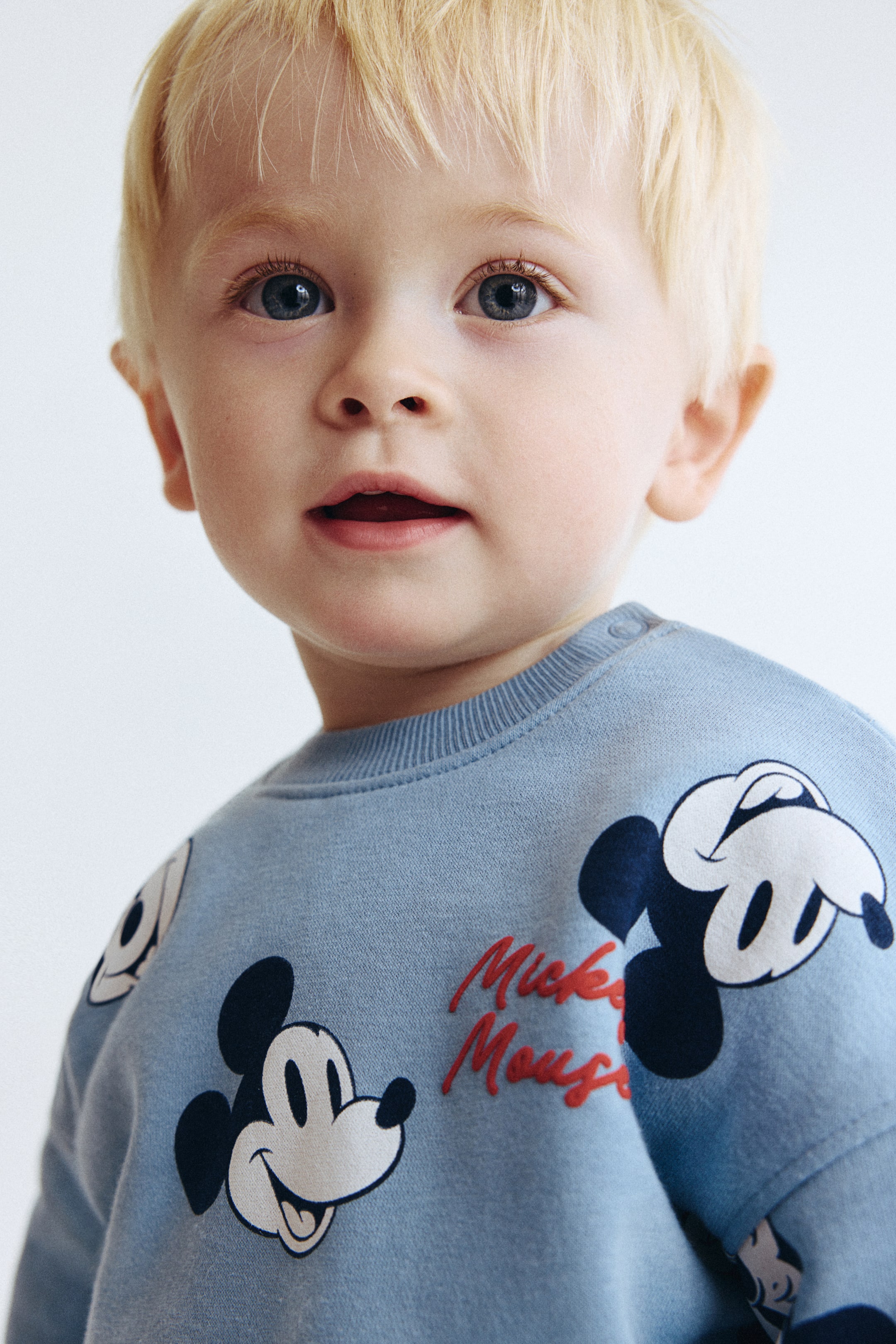 View larger image: 2-piece printed sweatshirt set - Dusty blue/Mickey Mouse - Kids | H&M IN 2