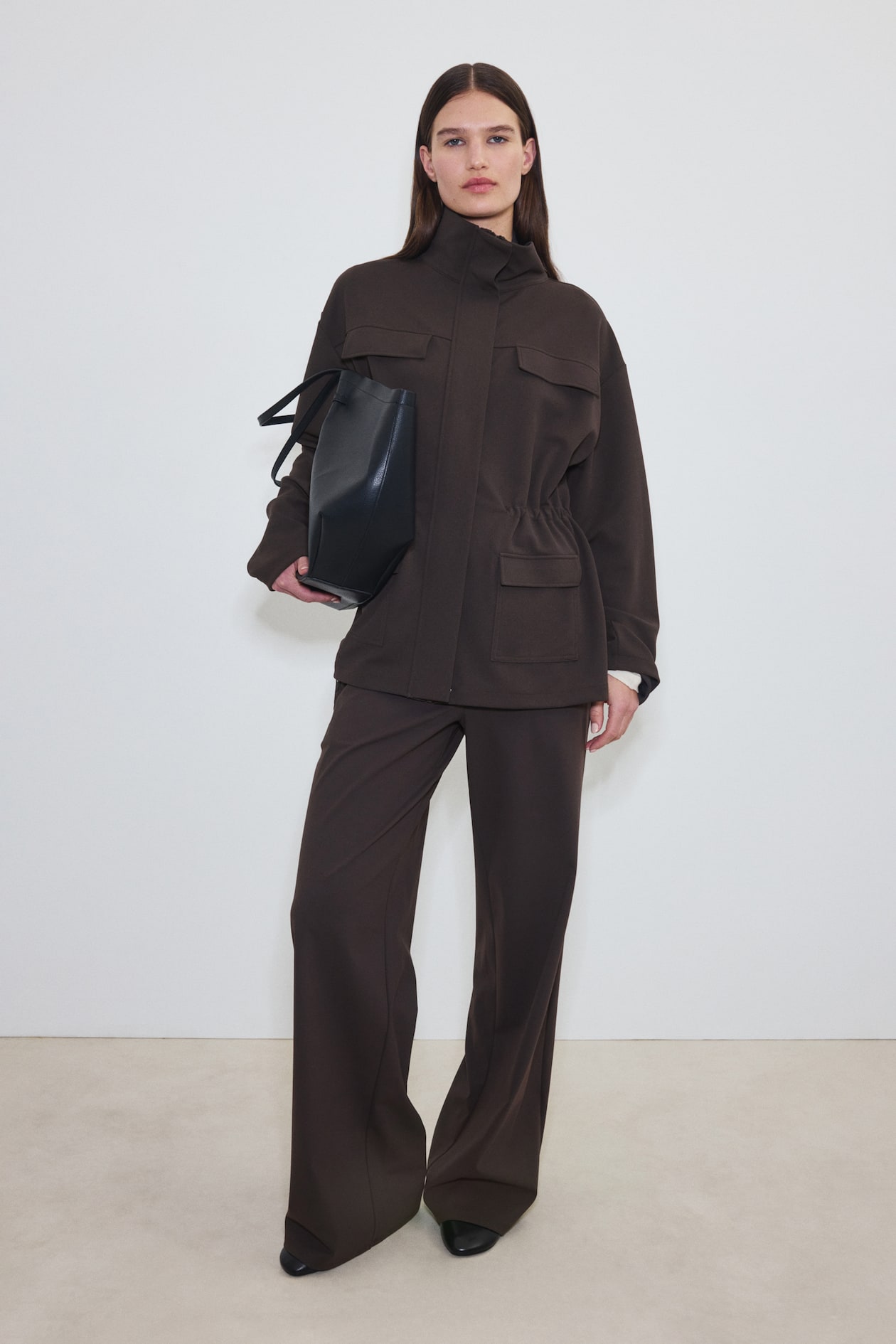 Four-Way Stretch Wide-Cut Pants