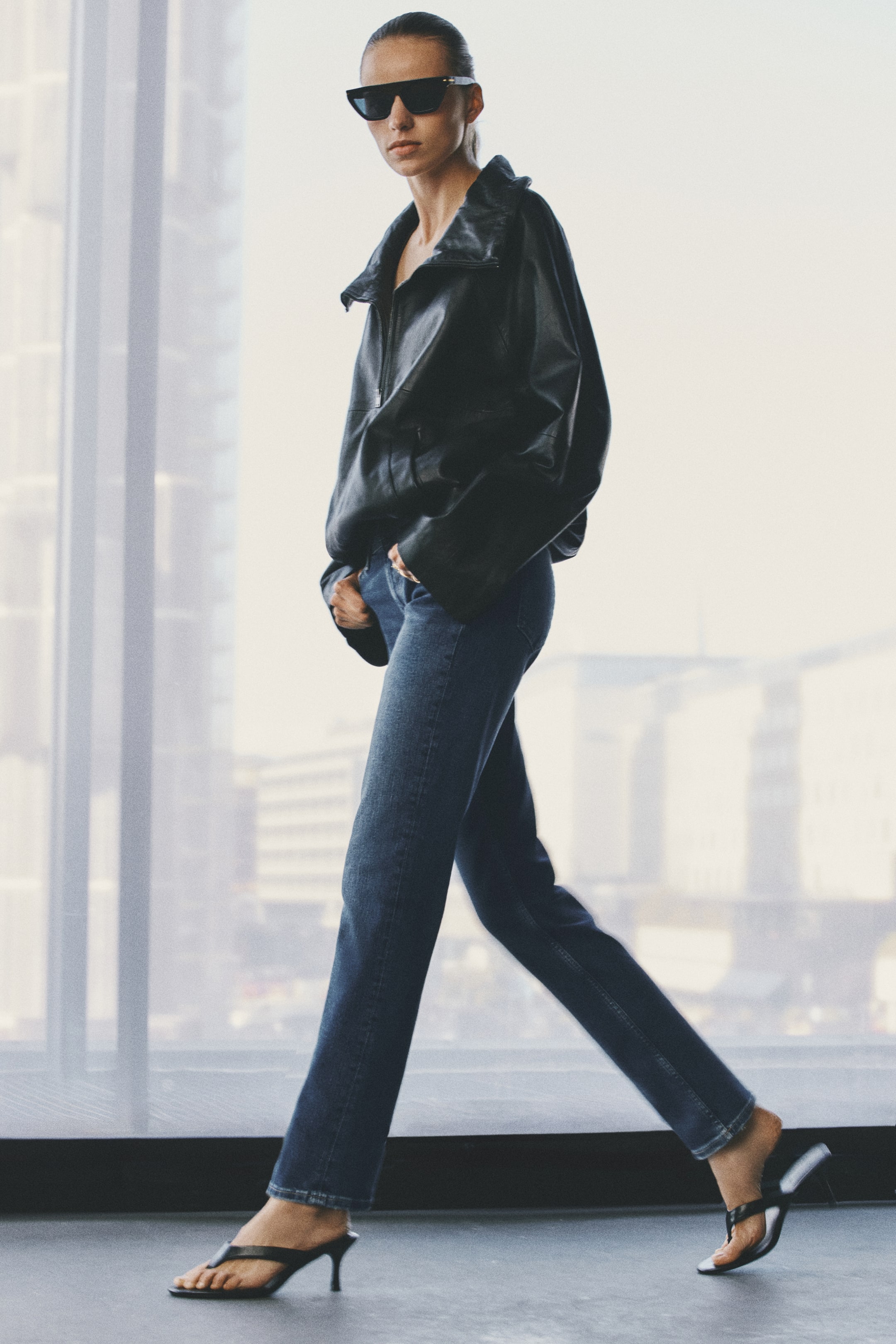 Slim Regular-Waist Jeans