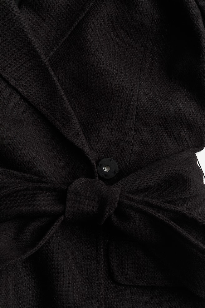 Sukienka żakietowa z wiązanym paskiem - Czarny/Beżowy - 6